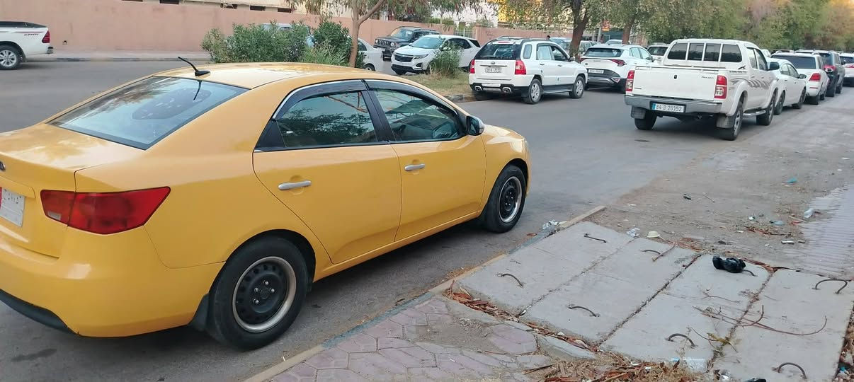 دالسلام عليكم مكلف بل نشر خوان فورتي موديل 12سياره جهاز خير من الله تخم تير تبريد ثلج حدادي رقم بغداد تحويل شرط مريكي مكين 2000حلو سيار كله اليبل واحد فقط ضربته بس جملق الخلفي مكانه واسط الحي سعره 77وبيه حق الجيه *********** دوشمه جديده
