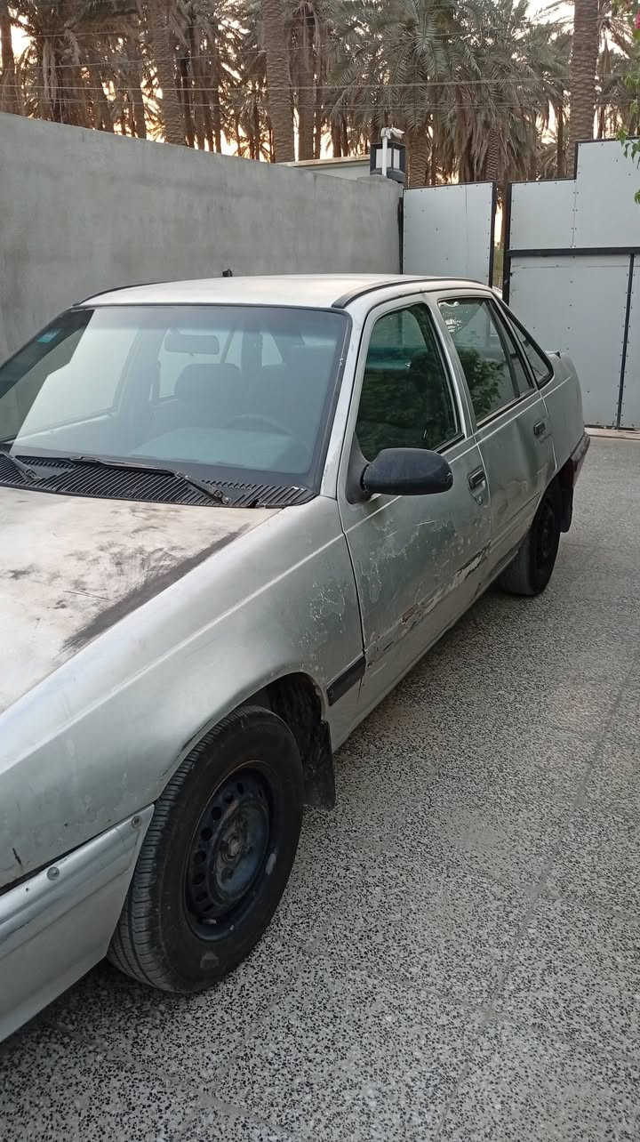 للبيع دايو لمنز 93
كير. اوتو 
كبريسر جديد بس تبريد منقص غاز 
كير مكينه كهربائيات  خير من الله ترايك من بغداد لزاخو 
رقم بغداد انكليزي الجديد باسمي تحويل ثاني يوم
مكاني بغداد الدوره 
السعر 27 وبيهه مجال 
***********
***********واتس
