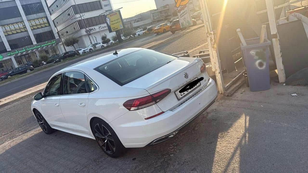 فوكس واكن باسات 2022 
فول مواصفات 
ماشيه 50mile
رقم شمالي 
شرط التحويل 
رقم الشاصي 
1VWSA7A31NC003886
موجود صور الفحص 
رقم الهاتف : ***********
