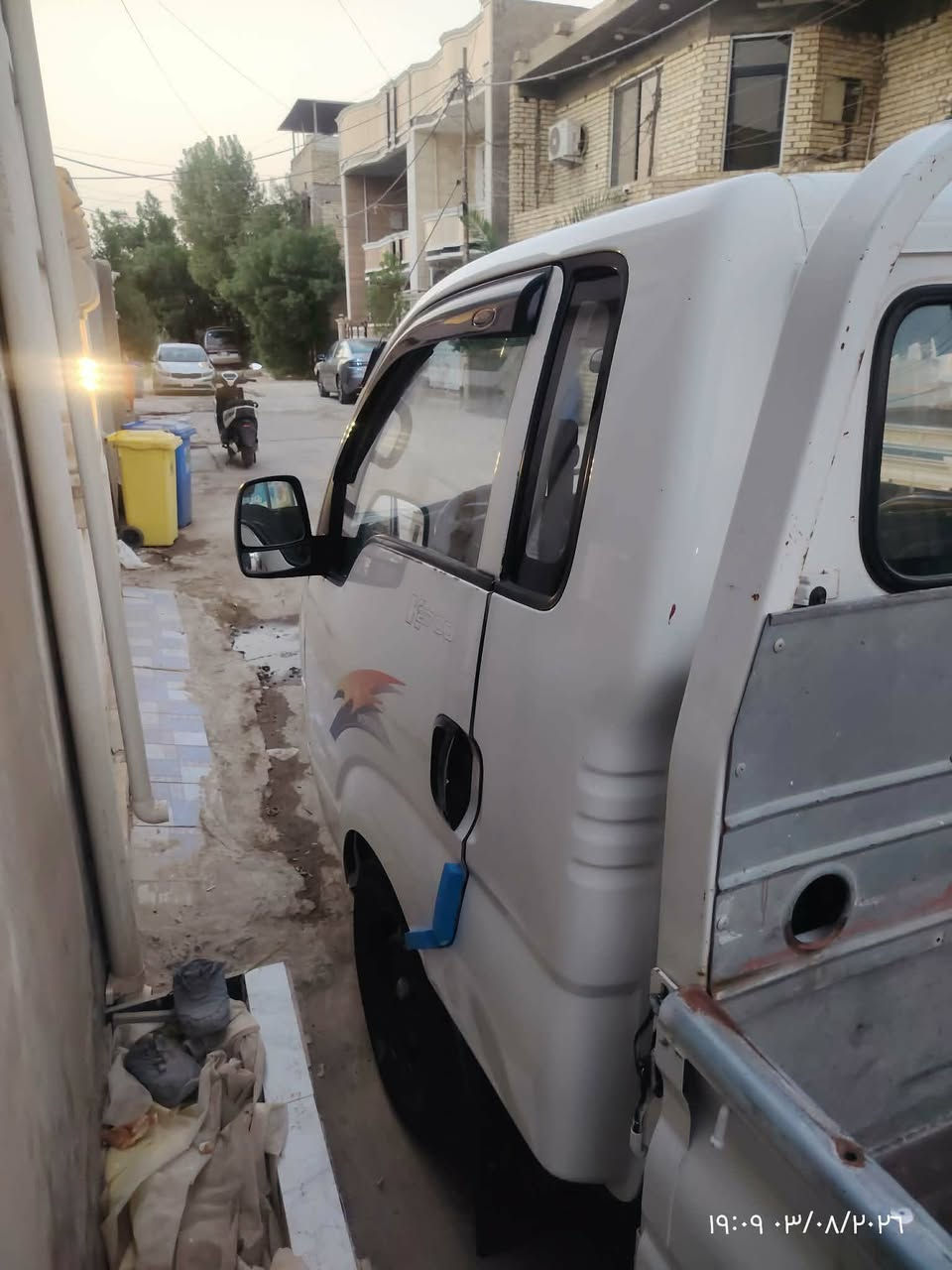 السلام عليكم كيا حمل موديل 2009  محرك كير مكفولات تبريد شغال نقصة بس غاز سيارة نضيفة مثل بالصور رجأ الشراي لا يتصل هذا رقمي مكاني بغداد الدورة ***********
