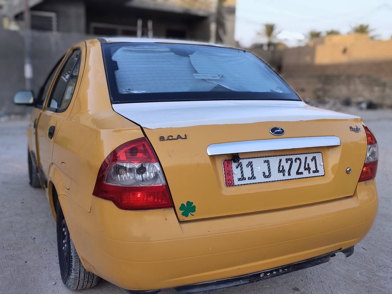 طيبه 2015. كفاله فقط خشم الجاملغ جهة الصدر الامامي
مكينه تبريد منضومه جديدة كاملة رقم بغداد دولي بسمي. 
السعر  40 وبيها مجال بسيط السيارة نضفيه  
العنوان كربلاء 
***********

