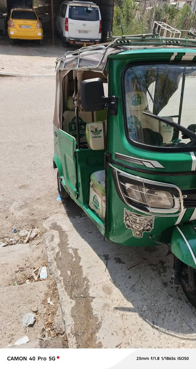 السلام عليكم تكتك اللبيع نضيفه مكفوله ما مفتوحه مديل 22 رقم وسنويه تحويل مباشر  مكان ناصريه مركز سعره عل خاص او رقم ***********وشراي بخير ويدالل
