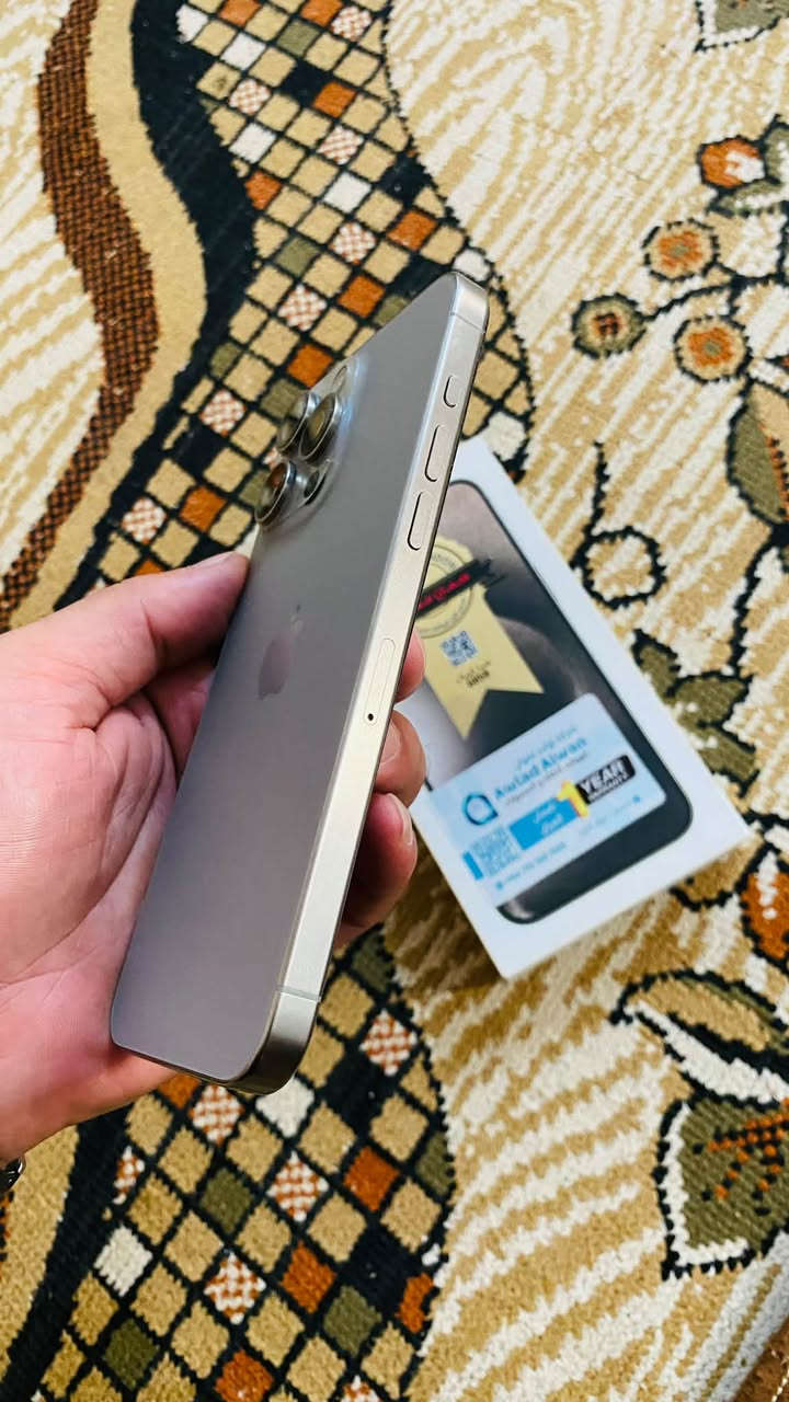 سلام عليكم ايفون 15 برو ماكس ذاكره 256 بطارية 85 جهاز بعده بالجيس زلغ مابيه للاستفسار اتصال ع الرقم***********
