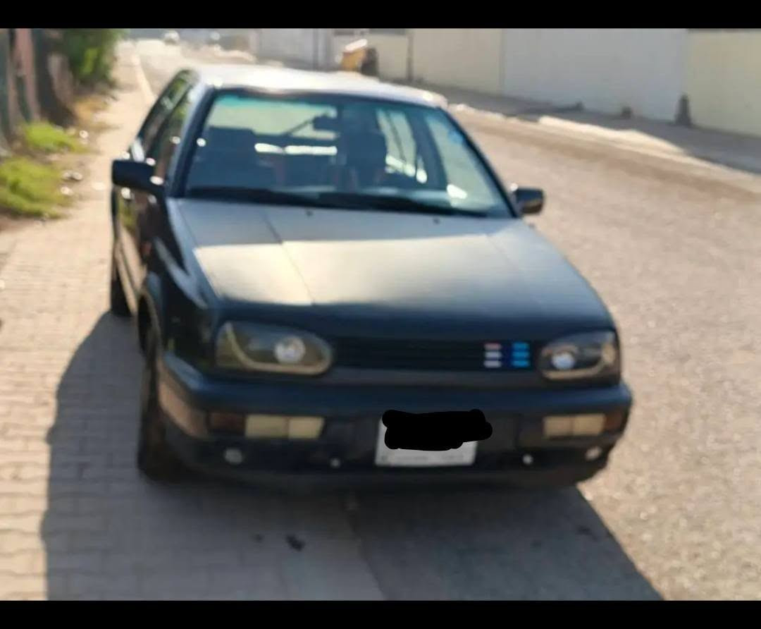 السلام عليكم كولف نفخ موديل 93 تبريد ثلج رقم كركوك وكاله و تحويل شرط 
كوبون بانزين بيه 
رقم ***********و***********و***********
