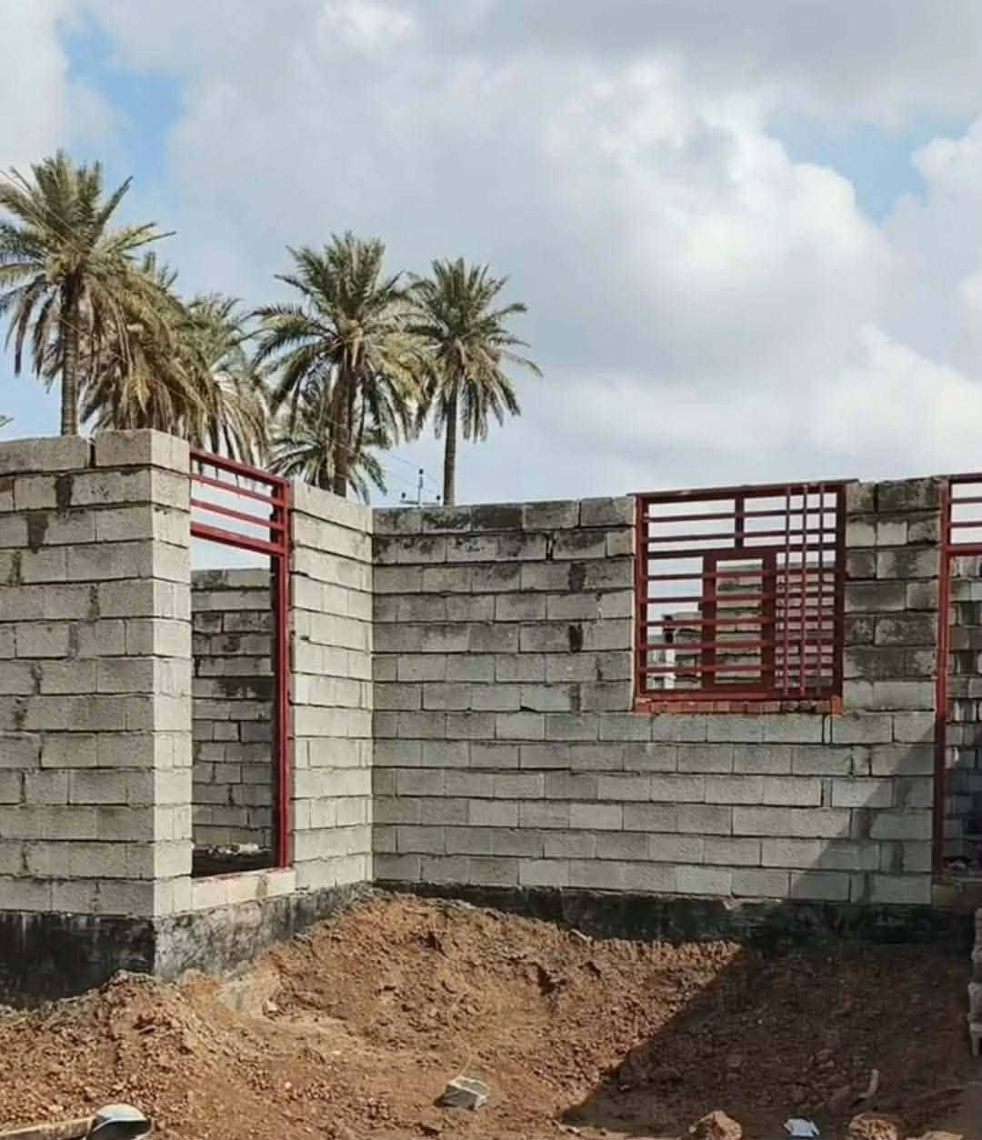 كادر خلفات بناء نشتغل منازل – شقق – محلات –سياجات – نشتغل بلوک ـطابوکـ فرمستون  – أسعار مناسبة –
الهاتف: ‏‪***********‬‏
