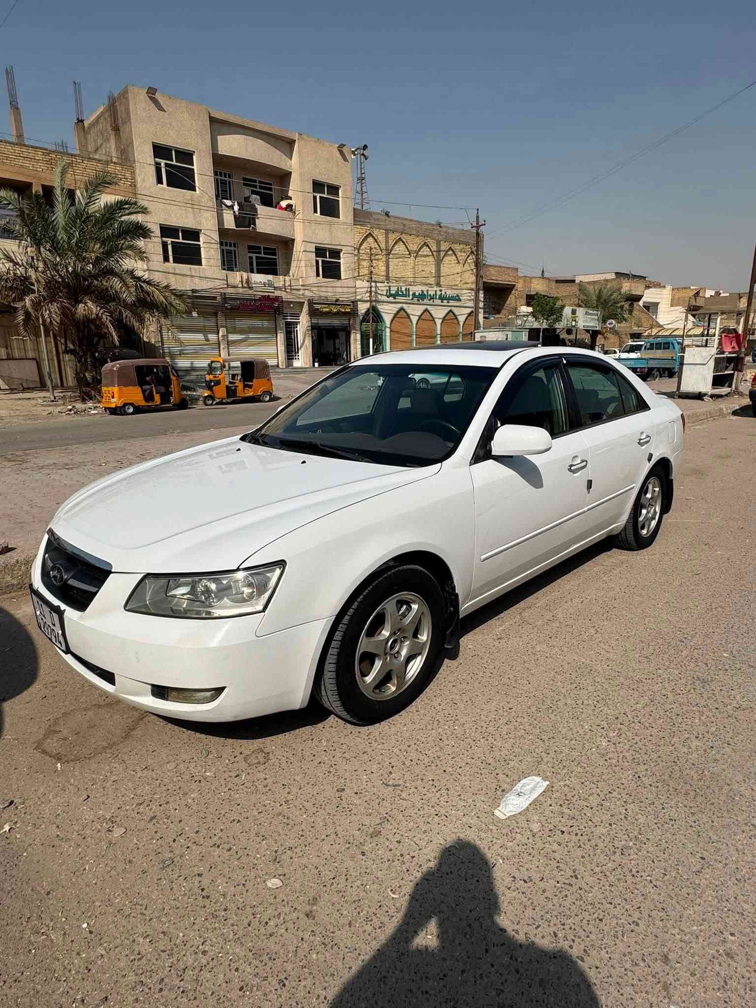 سوناتا ٢٠٠٦ خليجي محرك ٦ سلندر مرغوب
سياره نظيفه جداً وعليه دامه كامله اي نقص مابيه
 
كير محرك تبريد صدر كله مكفول رقم بغداد الجديد 
بيه صبغ جاملغ وجزء من بنيد وصندوك بدون 

حادث اثر شخوط لغد شاصي دواخل كله مكفوله

مكاني الامين ثانيه *********** سعر ٨٧
