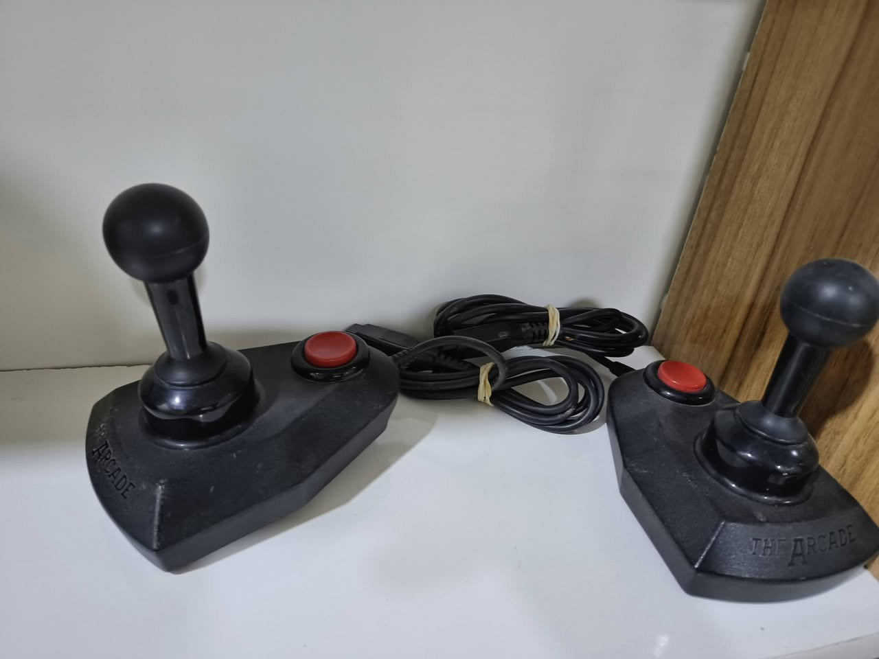 السلام عليكم
أجهزة إكس بوكس بيهم عطل بور سبلاي جهازين 35 ألف 
محولات Wii U أمريكيات الاثنين 25 ألف 
شواحن نتندو سويتش اصليات قطعة 15 كلهم 40 الف
جوستكات أتاري 2600 زوج 25 ألف 
مراسله ***********
متوفر توصيل لكل محافظات العراق
