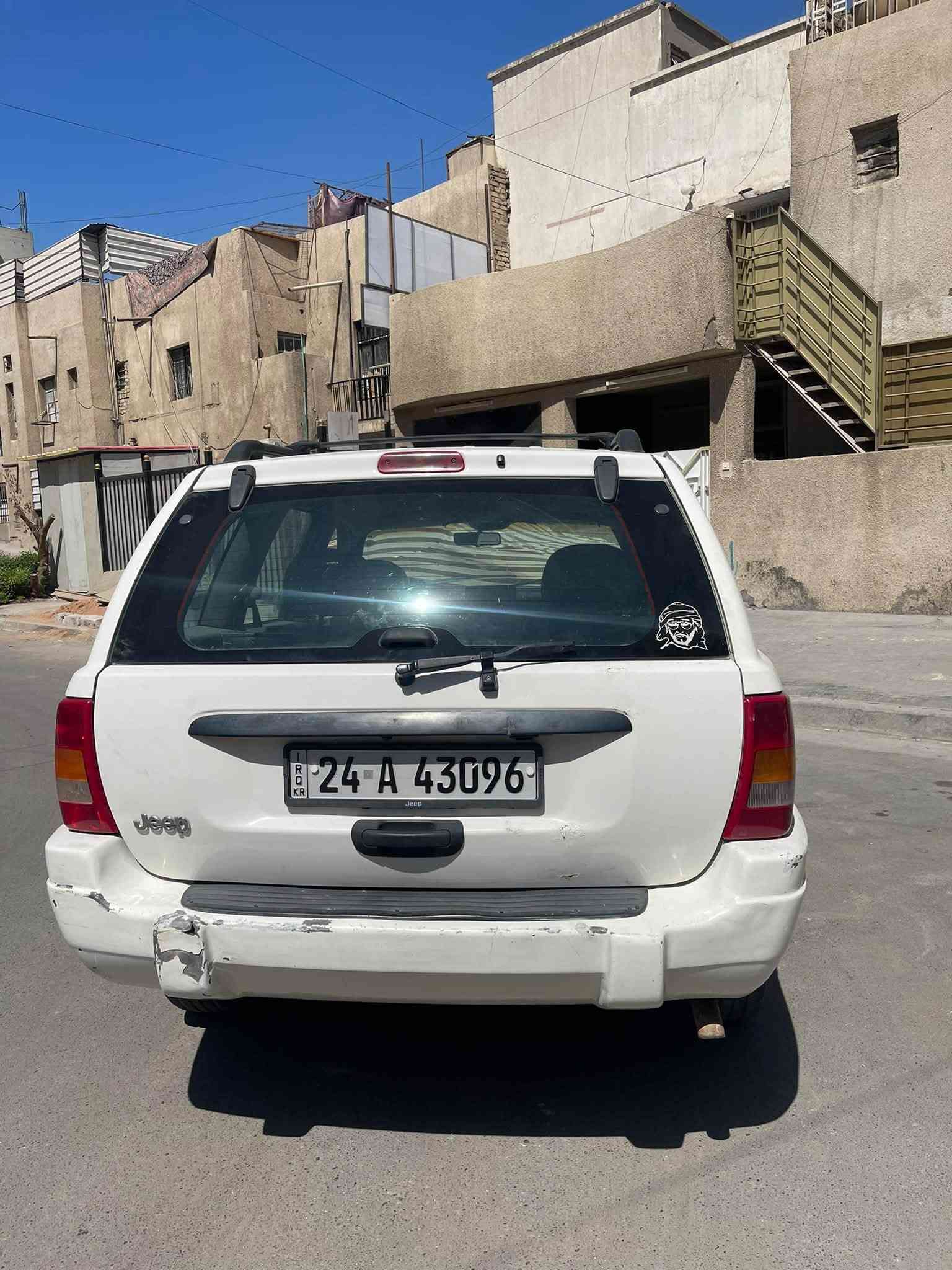 جيب موديل ٢٠٠٠ السيارة بدون حادث بيه مكانات تكحيل مكينة خير من الله الكهربائيات كامله الصدر الخلفي نص عمر باتري جديد عبو بانزين جديدة 
مكان بغداد شارع فلسطين ***********

السعر 52 أو بيه مجال
