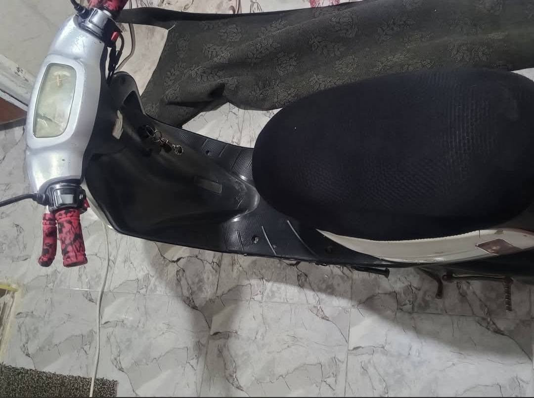 سلام عليكم دراجه منغولي ياماها٦٠نضيفه
 مفتوحه مكانها الناصريه سعر 475وبيهاا مجال قليل  الستفسار ***********
