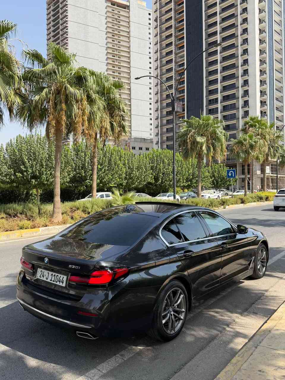 BMW 530i 
WARD 🇩🇪 zaman 
2021 
101 hazar KM Royya 
Sayaraka cllena be sbux be PDR 
Da3ame lo da3ame ba shart 
Sayaraka awropya zamana 
Slayt 
Sanduq shaft
Radar gawra 
Lezar Shen 
2 suec 
*********** أربيل, العراق
