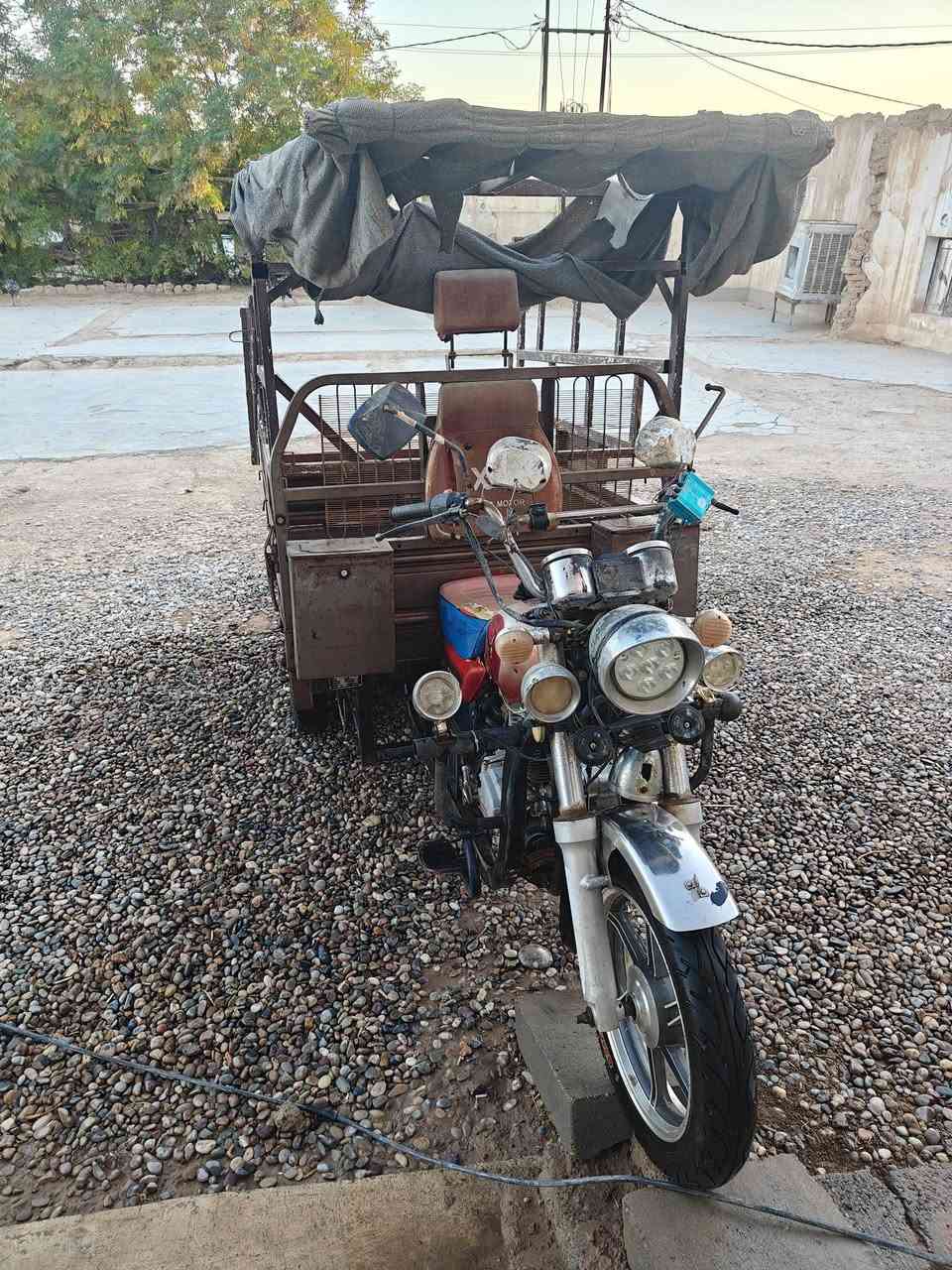 ستوته للبيع محرك كير كهربائيات بالشرط وبيه محجل عالي وسقفيه السعر 900 وبيه مجال اتصل وتدلل ***********.المكان الحويجه تل علي
