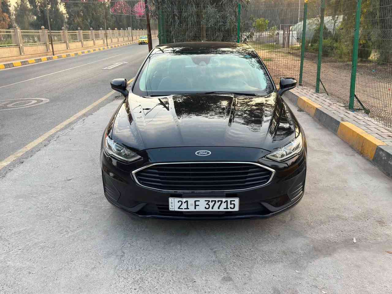 فورد فيوجن 2020 محرك 2500  داخل عسلي
بدون صبغ حتى دعاميات بدون صبغ مكفوله
 
 مواصفات السياره بصمه تشغيل هاند بريك بصمه رادار امامي رادار جانبي نقطه عمياء شاشة كامره السياره بحالة الوكاله كلها وضع بلادي صور الضرر موجوده بالمنشور مثل الاكلين السياره ضربتها كلش خفيفه صندوك بس ومبدل وبلادي نفس اللوان بدون دواخل بدون ايرباك بشرط ماشيه 70 ميل  تخم تاير وحداديه جديد 
بسمي السياره السنويه والرقم وهزة وبراد كله جديد 
مكان السياره موصل 
للاستفسار عن السعر اتصل/  ***********
