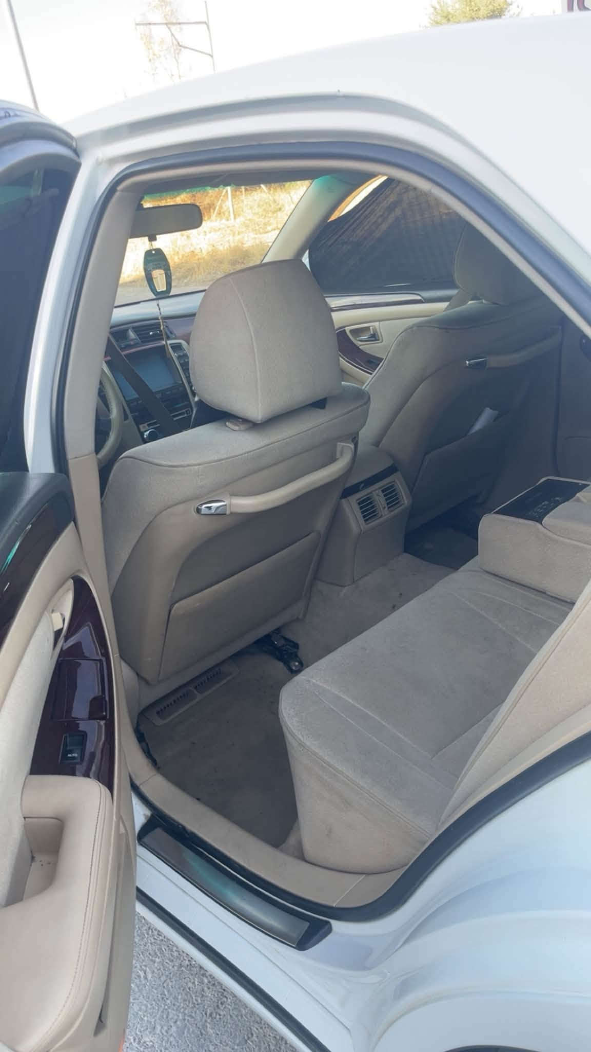 بەناوی خوای گەورە
شاهینە مووس 
2007بچوکک بەگەورە 
ساج مەلەکی
کۆدی نیە حازرە بۆ کۆد 
سۆنەریم داناوە یەک پارچەی بۆیاخە 
کامل مەسرەف کراوە 
تەبریت ساردوو گەرم بەشەرت 
برێکی بەسراوە 
نمونە لەجوانی 
کامل ڕۆنوو شلەمەنی گۆڕاوە 
تایەوویلی نەوتی لۆک 
تەقەو ڕەقەی نیە  چرکەو یەک گەلا ببڕە 
کەفەروو داروو بەرد بەشەرت 
***********
شوێن هەلە بجەی شەید 
سعری.  68گەلا💙
