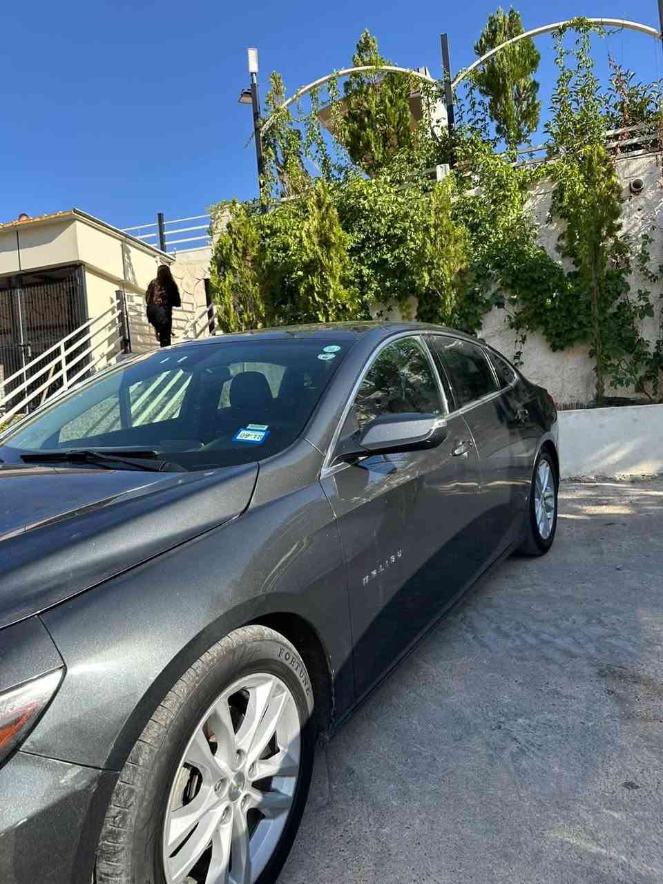 Malibu 2017 LT
1,5 turbo
240,000km
١قطعة تبديل شريكة باب سكن
١ قطعة سبخ باب خلفي
بدون بروشات
حساس
كاميره
تبريد مركزي 
كل ابوب بصمة
وتو ستار 
اقتصادي ٤٠لتر يمشي ٥١٥كيلومتر
كير ماكينه ب شرط
سعر ٧٨$
***********
