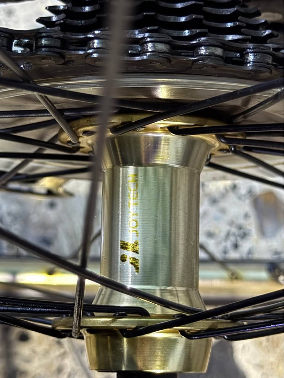📌اليوم القطعه تحفه ولون مميز ووزن ريشه🔥🔥

🟡بايسكل c700 🚵🏽‍♀️ الحجم 28 فريمM المنيوم🔥وزنه ريشه

🟡لون مميز أسود⚫️وذهبي⚜️ومختم وقطعه كوله بلاد✅

 🟡نظام البايك Tourney shimano الغني عن التعريف 🈲🈷️

🟡وياله ذهبي مختمه وكذالك بريكات نوع Promax ذهبي أصلي✅

🟡بايدرات كفوف أصلي يتطبك🚵مكينه Shimano  تحتوي على 7 سرعات جداً سلس وسريع بلمشي خاص للتجوال المدن🈷️

🟡نظام فتح قفل كمبليون جداً سهل اثناء الصيانه🔥

🟡القطعه كامله من الويل للويل وتراي كرخ ورصافه🚴🏻‍♂️🌇

وبسعر جداً جداً مناسب ( السعر ١٦٥  ألف قفل💥💥) 

📍📍مكاني بغداد الأورفلي ☎️رقمي *********** بغداد, العراق
