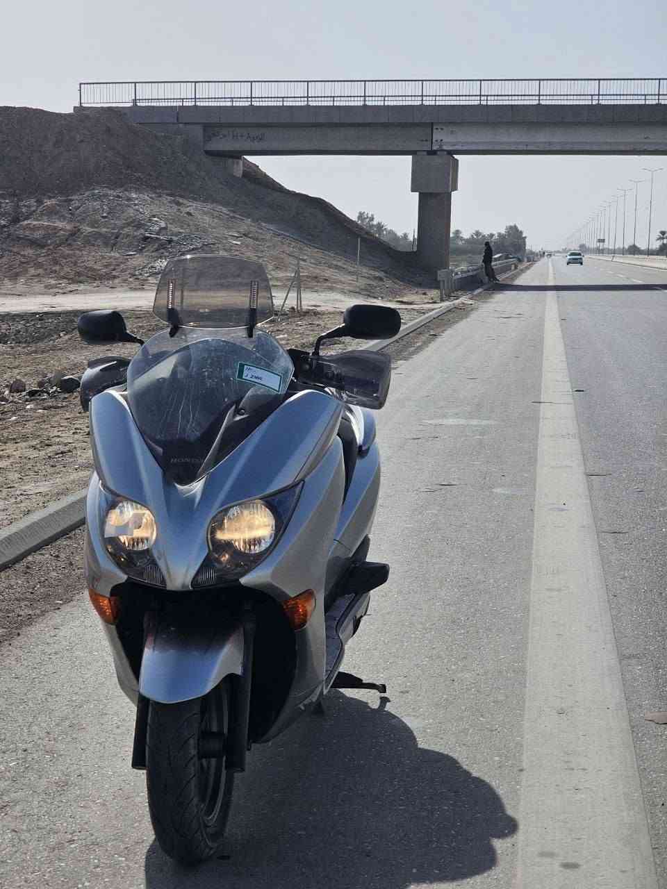 سلام عليكم فورزه 010 للبيع ماشيه 30الف دراجه نضافه كدام عينك  مكانه سماوه أي ستفسار عل هاذه رقم ***********
السعر 13 بيه مجال بصيط
