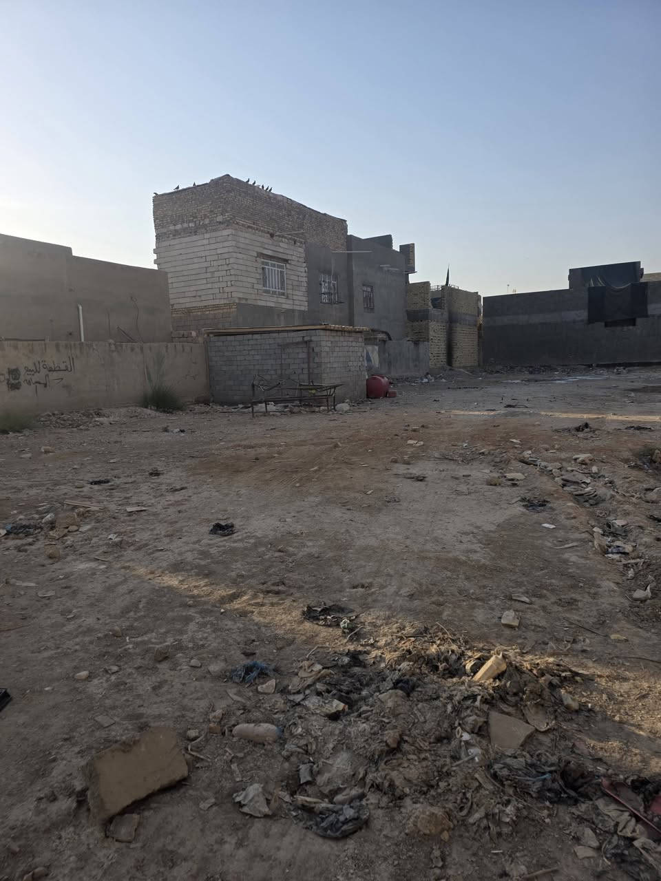 قطعه طابو زراعي سند 25تحويل مباشر المساحة 155العنوان بابل الحمزه الغربي حي الزهراء خلف بهاء النجار خدمات متكامله الإتصال على الرقم ***********
