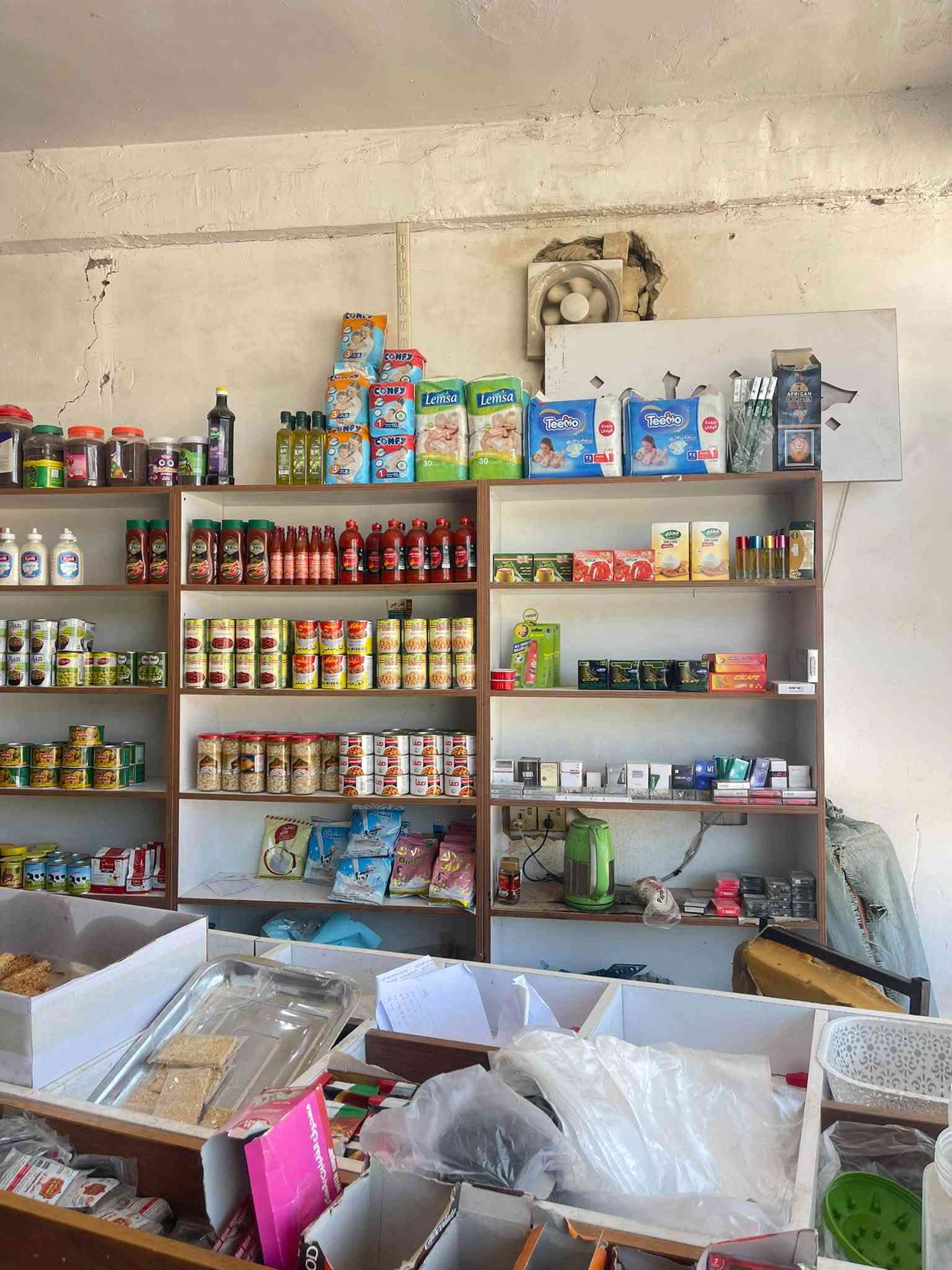 تصفيه محل برادات عموديه 
فاترينات 
ميوز سفينه
مواد غذائيه قرطاسه منضفات 
ميز كرزات كبير
عارضات اجباس 
سبلت
 
تصفيه محل مكاني كربلاء قنطره السلام عمود75
***********
