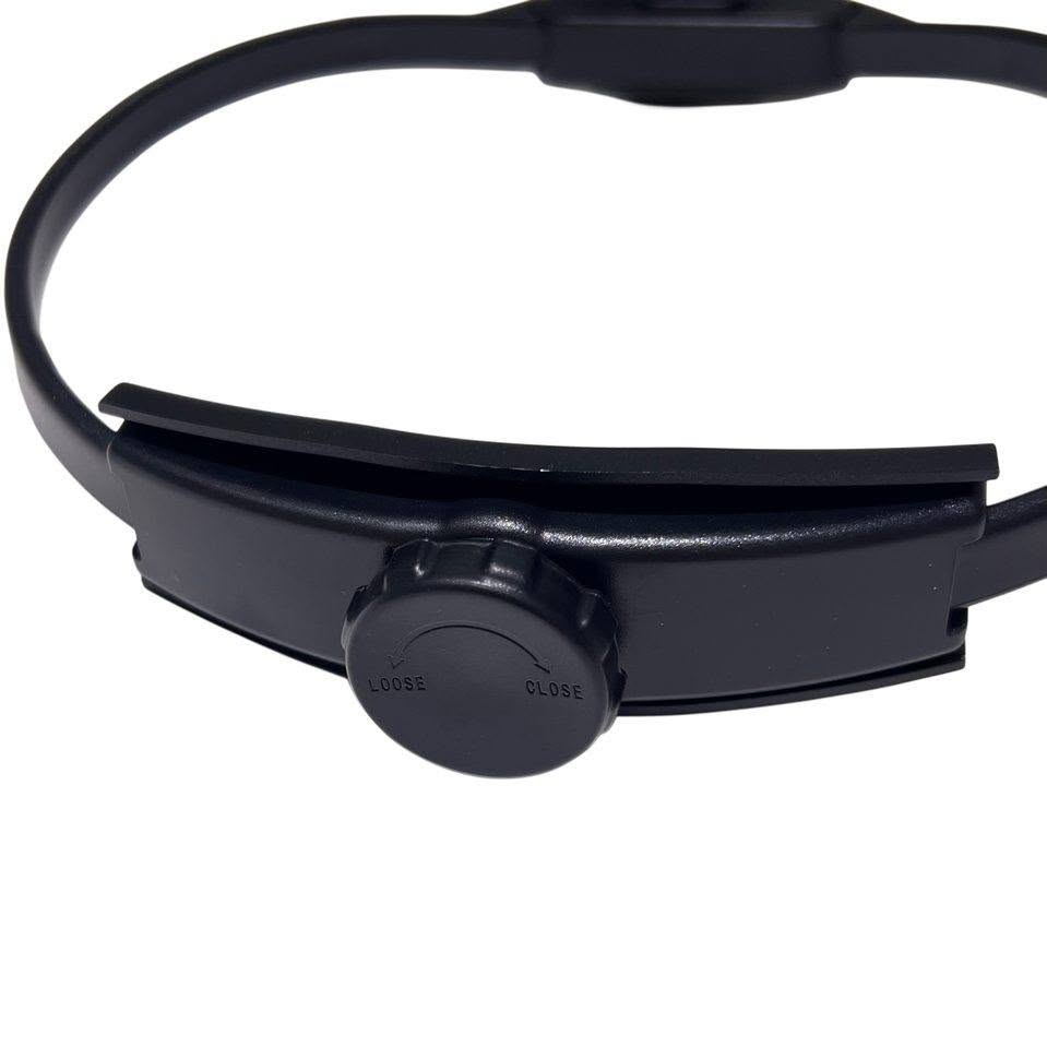 السعر 25 مع توصيل

للتواصل واتس:***********

حامل كاميرا وهاتف للرقبة Neck Holder Mount بتصوير منظور الشخص الأول

• حامل يُرتدى حول الرقبة لتثبيت الكاميرا أو الهاتف أثناء التصوير من منظور الشخص الأول (POV).

• مناسب لتصوير الفيديو أثناء الحركة أو الاستخدام باليدين دون الحاجة إلى حمل الجهاز بشكل مستمر.

• يدعم التصوير الأفقي والعمودي.

• مزود بمفصل كروي قابل لتعديل الزاوية حتى 360 درجة.

• يحتوي على زر فتح سريع (One-Touch Open) لتسهيل الاستخدام.

• يأتي مع حزام صدر قابل لتعديل الطول للمساعدة في تقليل الاهتزاز أثناء التصوير.

• نوع المنتج: حامل رقبة للكاميرا والهاتف (Neck Holder Mount)
• الاستخدام: تصوير منظور الشخص الأول (First-Person Video)
• زاوية التعديل: 360 درجة
• أوضاع التصوير: أفقي وعمودي

• التوافق:
كاميرات GoPro HERO 6 / 7 / 8 / 9 / 10 / Max
كاميرات الحركة المشابهة مثل AKASO وAPEMAN وCrosstour وXiaoyi وSony
الهواتف الذكية بعرض يصل إلى 7.8 سم

محتويات العلبة:
• حامل الرقبة Neck Holder Mount
• حزام صدر قابل للتعديل
• دليل الاستخدام (Product Manual)

