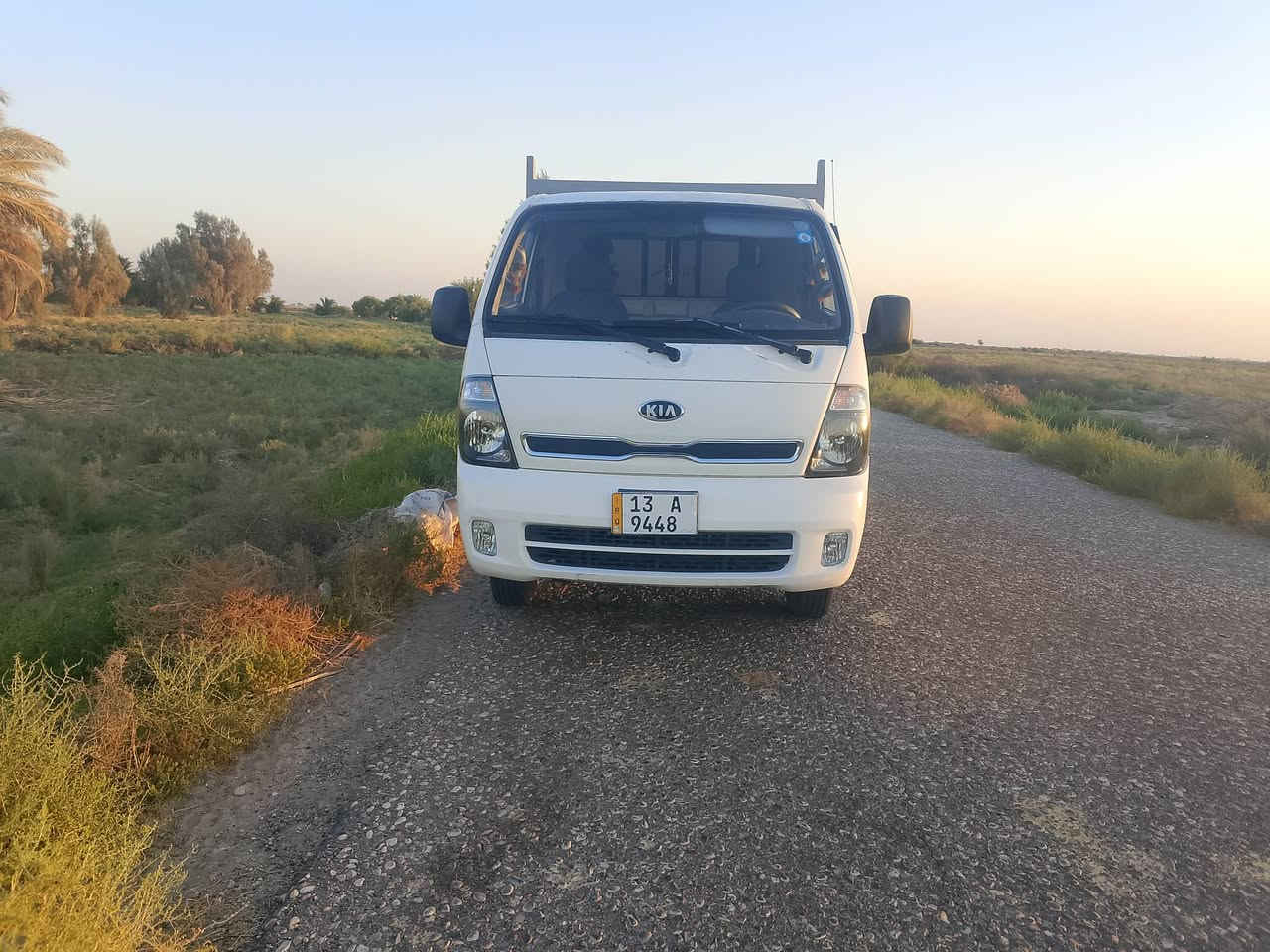 سلام عليكم 
كيه فحل4000 للبيع موديل 14
سياره جاهزه للشغل ماتخسر عليه كلشي
مكفوله كفاله عامه
مكينه وكير خير من الله
رقم شاصي يخببل واضح 
محوره تاير 14
ستد 27
تانكي كاز محور 120لوتر
تبريد ادفا  شغال
كهربائيات كل شغاله
سعر 112 وبيه مجال
للستفسار اكثر ***********
