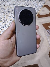 كامون 40 بريمير • شاشة ١٤٤ هيرتز • ٢٥٦ جيجا رام ١٢+٦