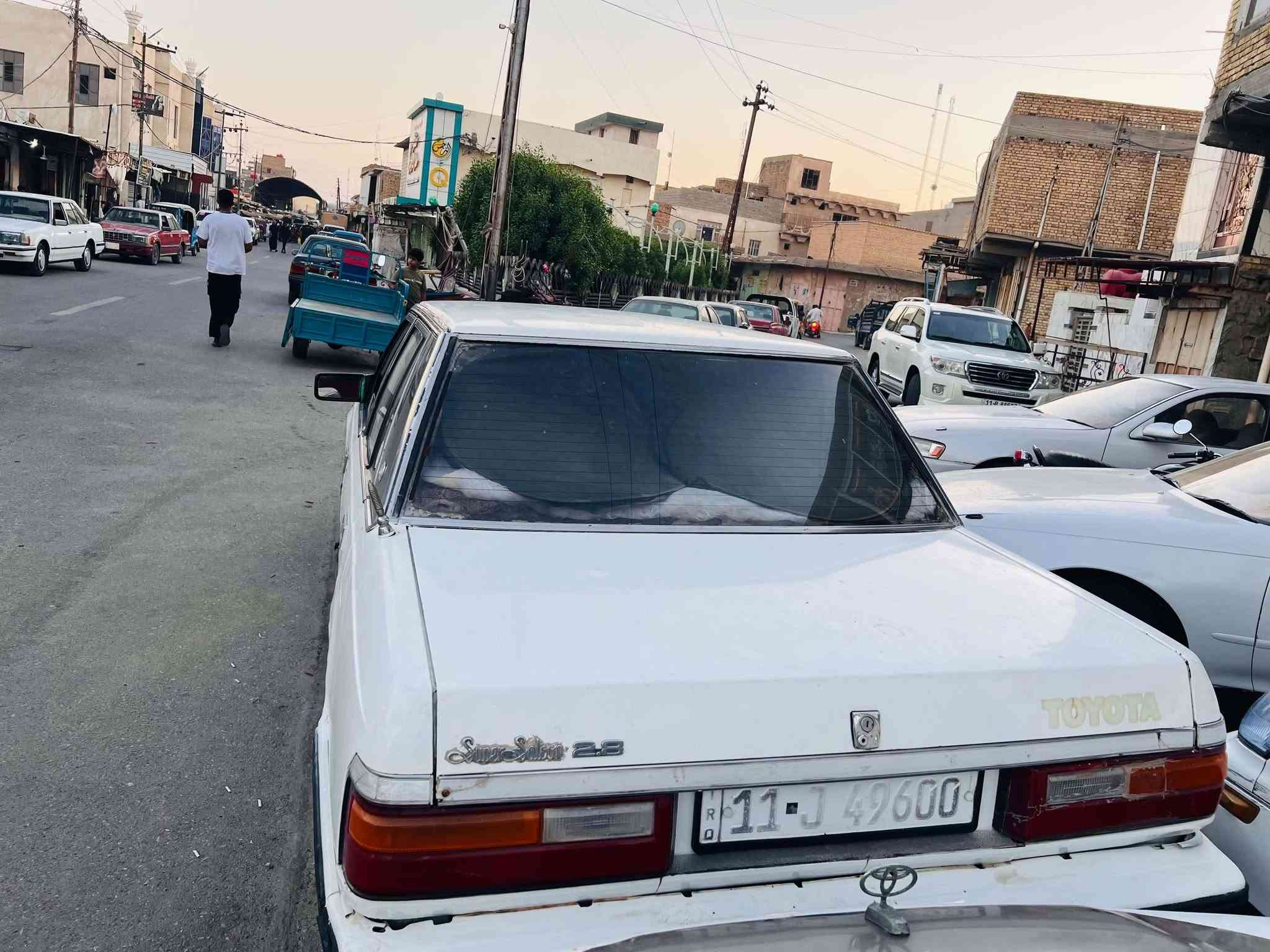 السلام عليكم
كراون سوبر ١٩٨٥
كفاله عامه وبلاديه فقط صبغ اهلالات 
وتكحيلات بسيطه 
كير مكينه ثنين ونص ديلكو جدد 
حداده وتخم تاير، جدد 
داخل احمر 
رقم بغداد دولي سنويه لل٣٠ تحويل مباشر، 
السياره جاهزه الف ما تصرف عليه 
ناصريه قلعه سكر 
السعر ٤٢ وبيه مجال للشراي 
***********
***********

