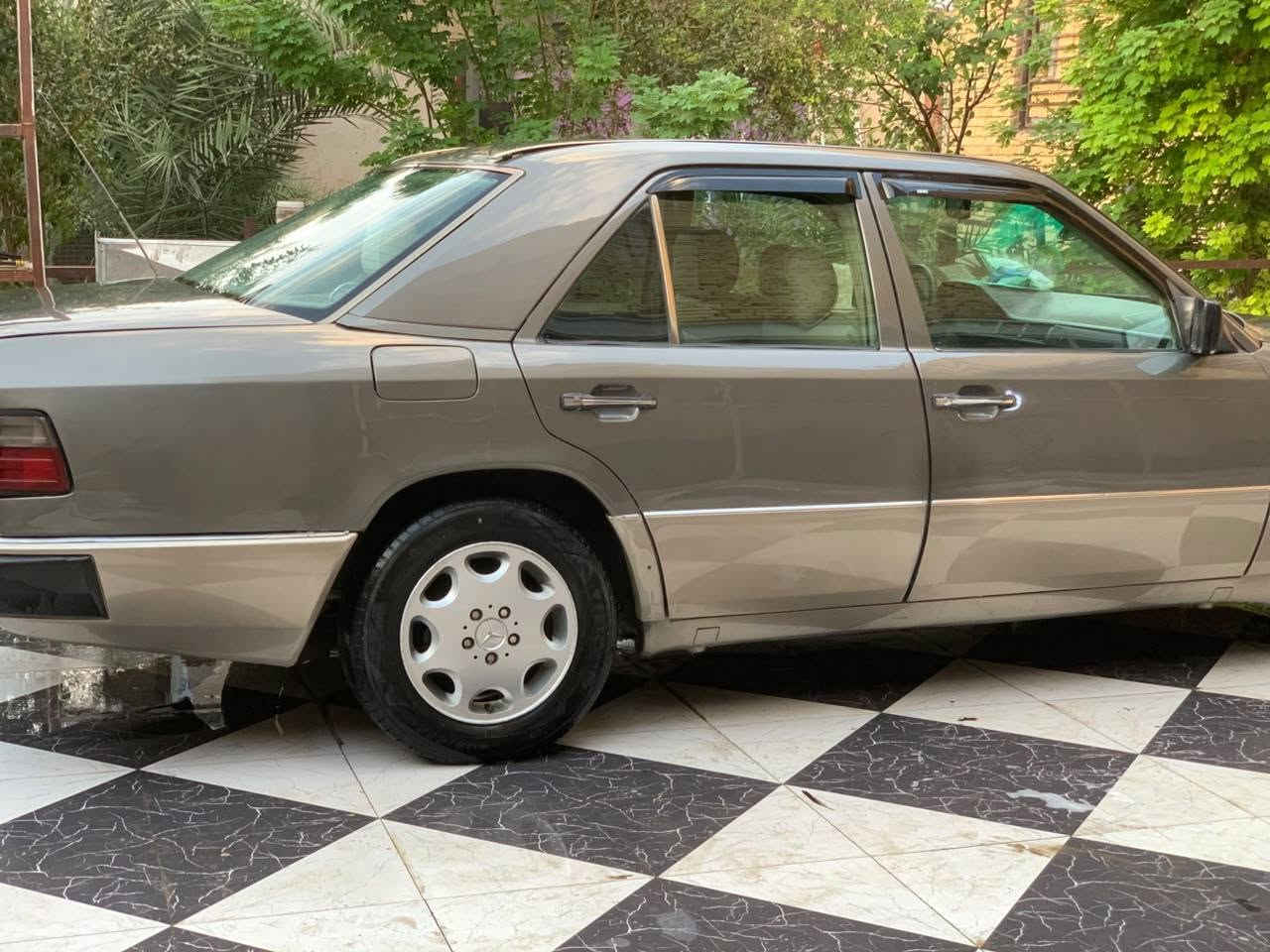 شبح • ١٩٩٤ • رقم بغداد