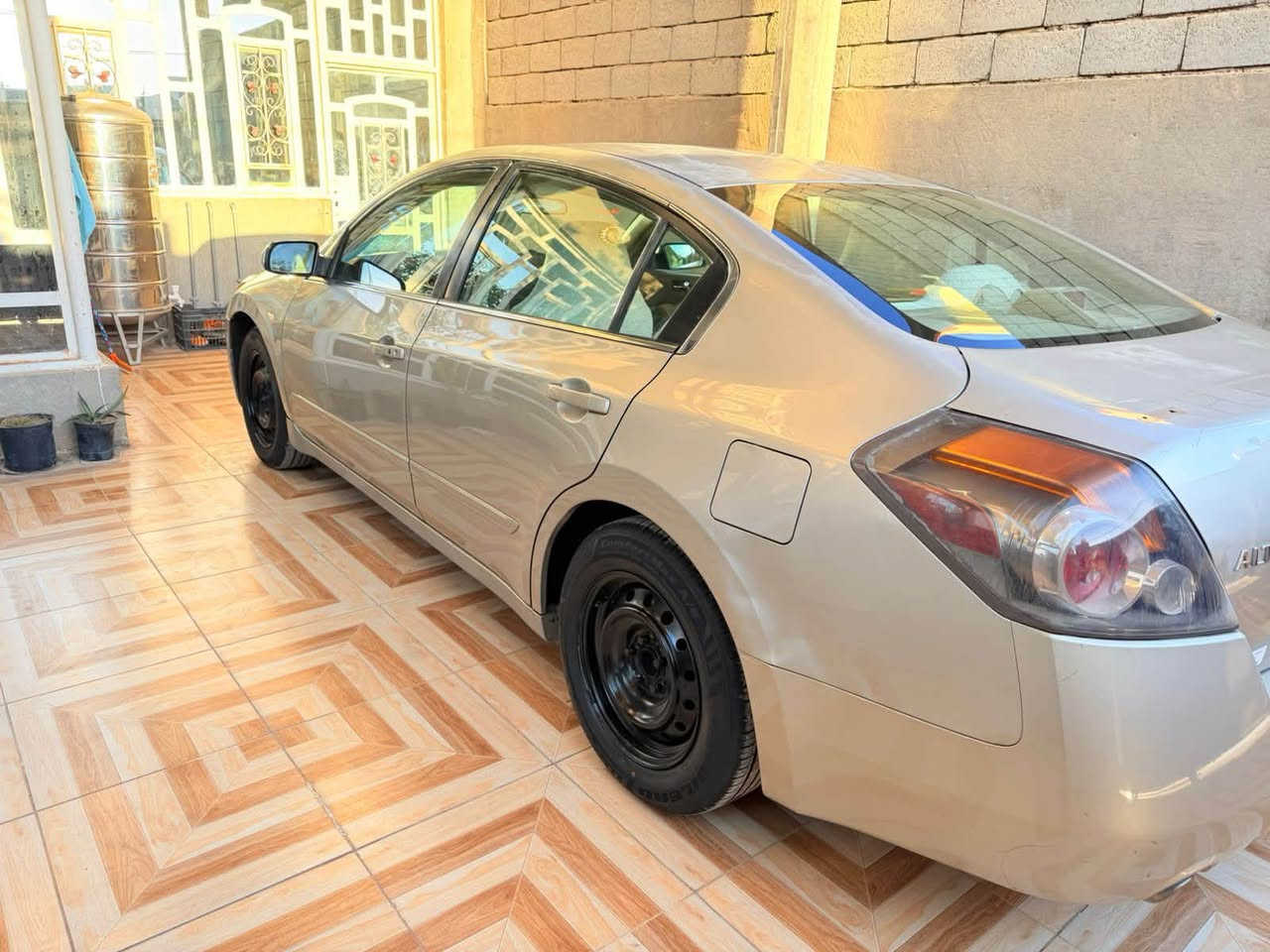 ٢٠١٠ • مكينة جديدة • بصمة تشغيل