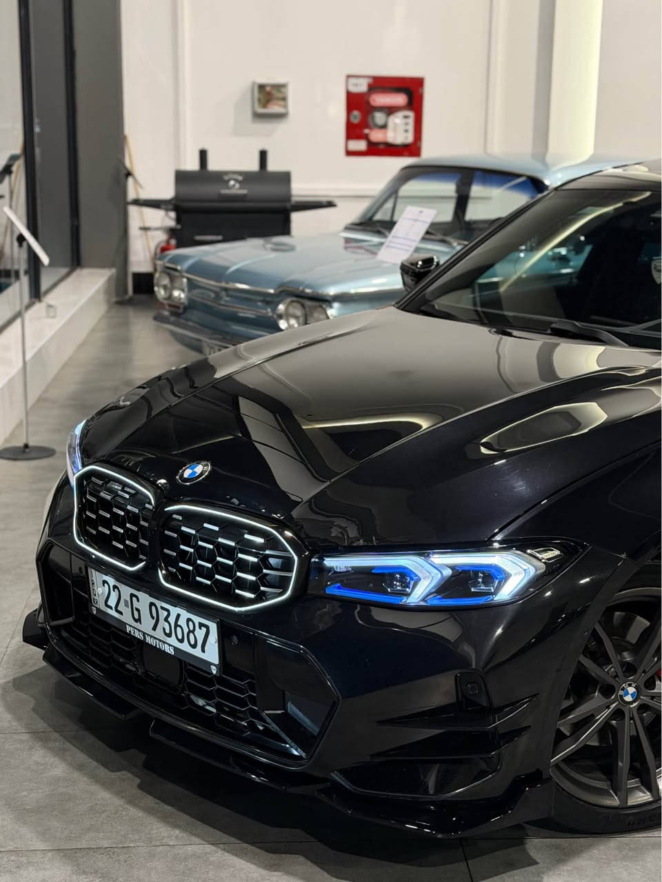 BMW 330i 2022 
کلين تايتل
40,000MILE
Muafaqi jamrashi lagara kete kaml kraita 2025 be sbuxa sayaraka zor xawena data shoya  📱*********** أربيل, العراق
