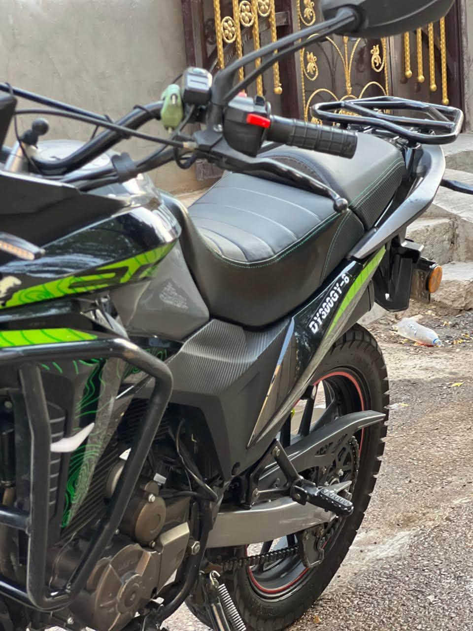 سلام عليكم دراجه ادفنجر 300cc للبيع دراجه تخبل ما مشتغلين بيه دلفري مال واحد جناي دراجه تخبل بمعنى الكلمه شلعه معدل فول السعر 3ملاين وبيه مجال للتفاوض للاستفسار ***********واتساب 
***********رصيد
العنوان بغداد الدوره
