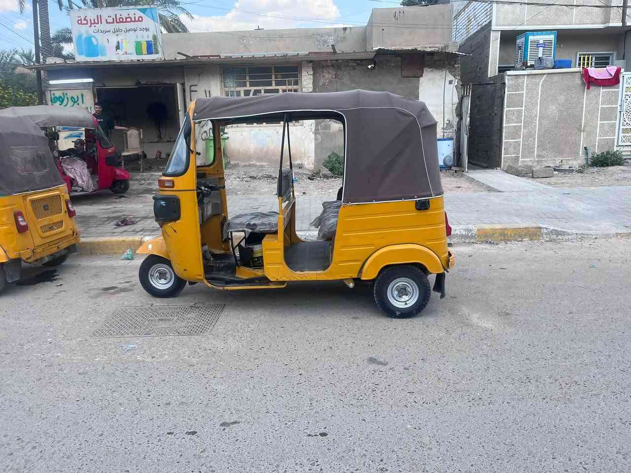 سلام عليكم تكتك موديل 20 شهر 12 رقم وسنويه بسمي ثاني يوم تحويل تكتك بيه دوسه وحده  معمره لغد معمر سعر خاص عنوان شعب الاستفسار على رقم ***********
