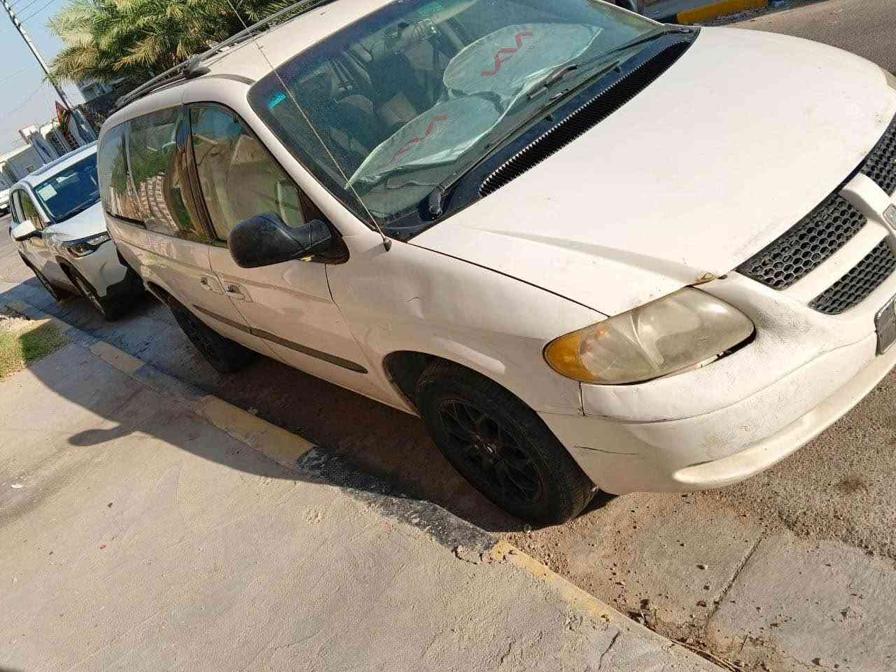 دوج كرنفال 2004 
قطعه صبغ وحده جملغ 
رقم بغداد بسمي
مكفوله مكانها حي اور 
3300 محرك
محركها بلادي
تبريد قطعه وحده
سعرها 60 بيه مجال بسيط سنويه منتهيه *********** بغداد, العراق
