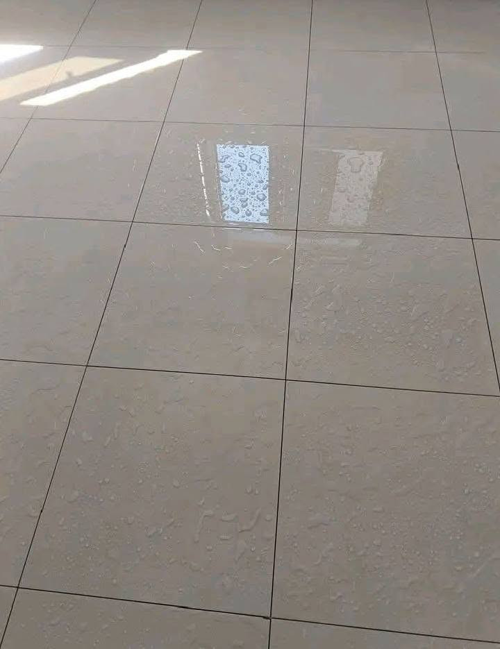 تطبيك سيراميك ارضي متر ب 5شغل درجة اولى ***********
