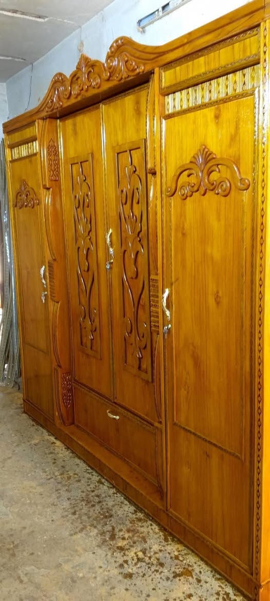 كنتور تسكام عراقي اربع ابواب لون عسلي..
للتواصل واتساب أو اتصال/ ***********
