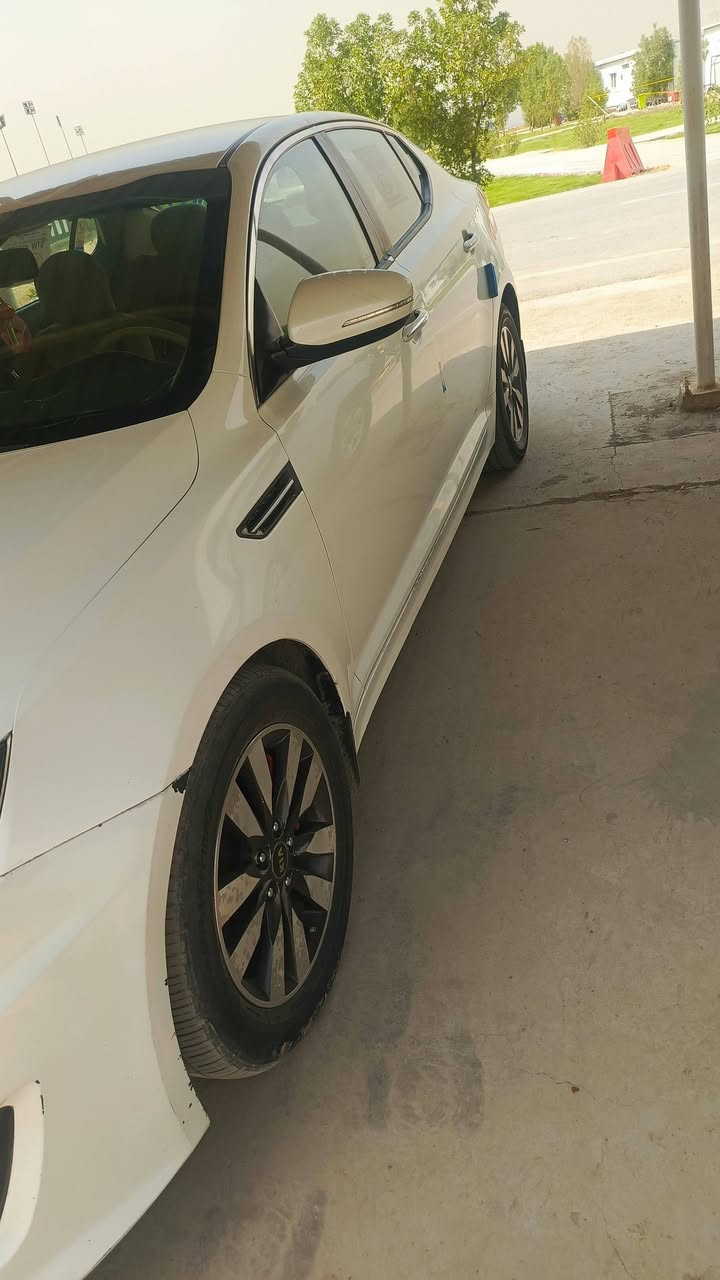 السلام عليكم اوبتيما خليجي مكينه ٢٤٠٠ مكفولة ضربه وصبغ ٢٠١٢
السعر ١١٣
