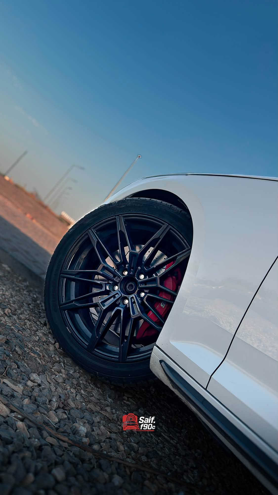 🔥
سيارة S4 فول الفول،  للبيع او المراوس👌🏻

   

🔹 المواصفات:

 ماشية 51000  
بدون صبغ
 6 سلندر
 محرك 3.0 تيربو
 كير 8 نمر
 دفع كلي Quattro
 كاربون كامل داخل وخارج
 أكزوز بلادي
 داخلية أحمر فخمة ❤️
 بصمة
 ستيرن رياضي
 كشنات كهرباء + مساج
 فتحة سقف
 شاشة Digital
 شاشة للراكب
 Apple CarPlay
 كاميرات 360°
 حساسات أمامية وخلفية
 نقطة عمياء
 تحديد مسار
 توقف ذاتي
 إنارة داخلية Ambient

مكان السيارة بغداد اليرموك

***********

نص مكتوب في الصور:
- Saif.f90c
- Saif. f90c