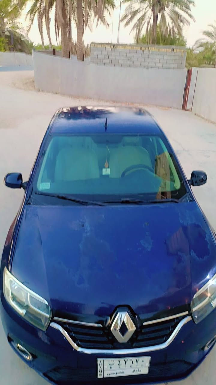 سلام عليكم سياره رينو سمبله مديل 2019 السياره بيه دحجه بلباب السايق وباب الخلفي مرجعات بارد بدون معجون ولا صبغ مكينه وكير وتبريد شرط الفحص حداديه جديده طخم تاير السياره باسم شخص ثاني يريد تحويل باقي التفاصيل علخاص وبيه كتاب فحص من كريم حسون الاستفسار  للاتصال ***********
