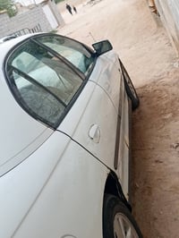 مزاد • ٢٠٠٥ • نجف عمود ١١٠