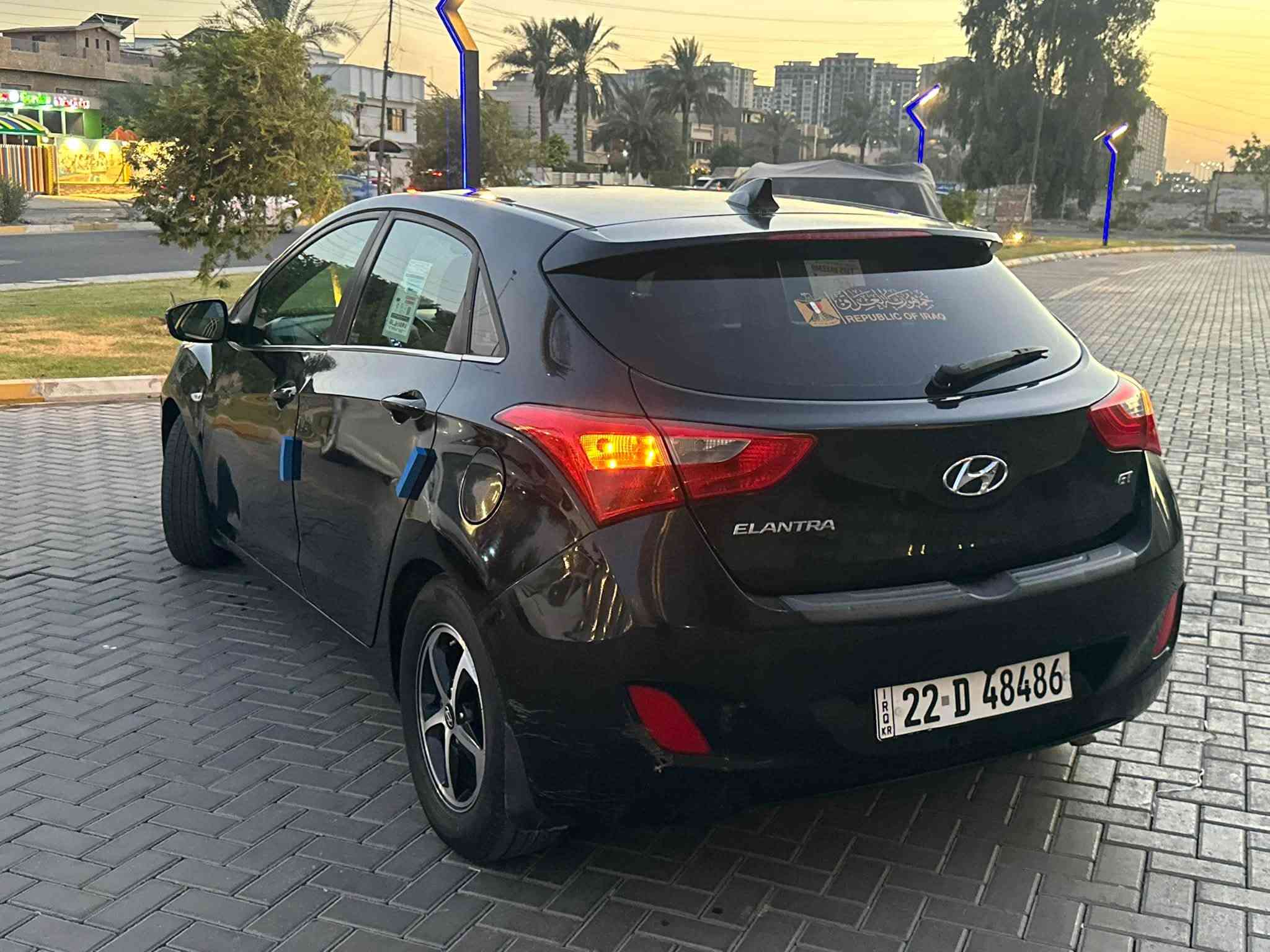 السلام عليكم 
هونداي النترا هاج باك GT
بيها جاملغ وبنيد وباب سايق صبغ وجاملغ خلفي ابيع حزام سياره جاهزه بدون نقص 
مواصفات 
يصمه 
شاشه
كأمره 
تحكم ستيرن 
محرك 1800
مكانها بغداد حي الجهاد 
السعر 77$
للاستفسار 
***********
