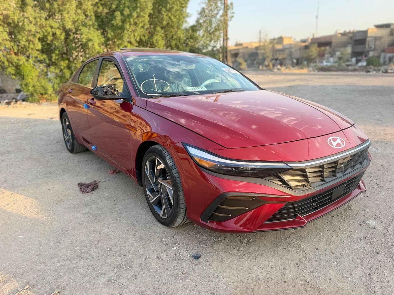 🚘 للبيع هيونداي إلنترا 2025
وارد أمريكي 🇺🇸 تعتبر كلين
🔴 اللون: أحمر
⚙️ المحرك: 2.0 لتر
🛣️ الممشى: 36 ألف ميل
🎨 بدون قطرة صبغ
💥 الحادث بارد وقليل جداً 
🔧 ضرر بسيط جداً بحافة الجاملة والبنيد، بدون صبغ
📄 بدون رقم
📝 فحص مؤقت
فتحة سقف
• شحن لاسلكي للموبايل
• تحكم ستيرن
• تدفئة بالكشنات
• رادار أمامي
• سياقة ذاتية
• توقف ذاتي
• نظام مراقبة النقطة العمياء بالمرايات
💰 السعر: 162 ورقة وقابل للتفاوض
الإستفسار ***********
