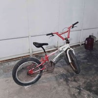 BMX كوبرا • جوب يتبدل • التاجي