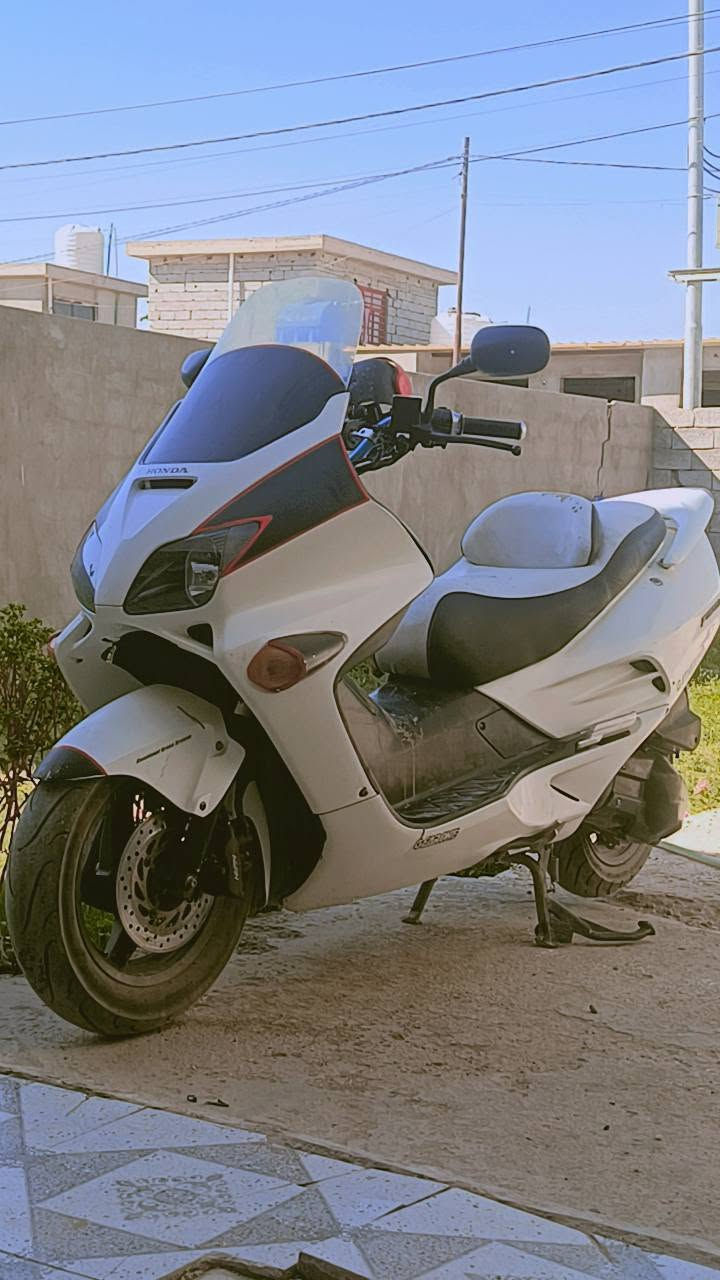 فورزا 06 محرك ما مفتوح دراجه نضافه 70% دهن امزويل مي زيتي بانزين محسن الدراجه مداريها مكاني بغداد الدوره ***********
