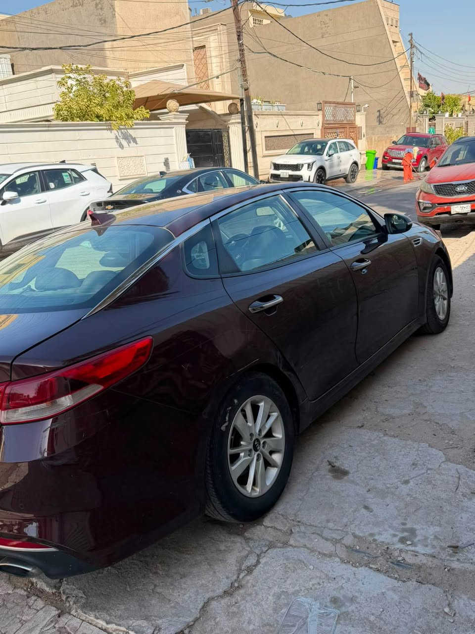 🚘 للبيع | كيا أوبتيما 2018

▪️ الموديل: 2018
▪️ اللون: (مميز)
▪️ المحرك: مكفول
▪️ الجير: أوتوماتيك

✅ السيارة نظيفة وجاهزة للاستخدام.
✅ محرك وكير وشاصي كفاله 
✅ التبريد ممتاز ولا تحتاج أي مصروف.
✅ الفحص مسموح في أي مكان يختاره المشتري.

💰 السعر قابل للتفاوض بالمعقول بعد المعاينة.

📞 للاستفسار والتواصل: (***********) بغداد, العراق
