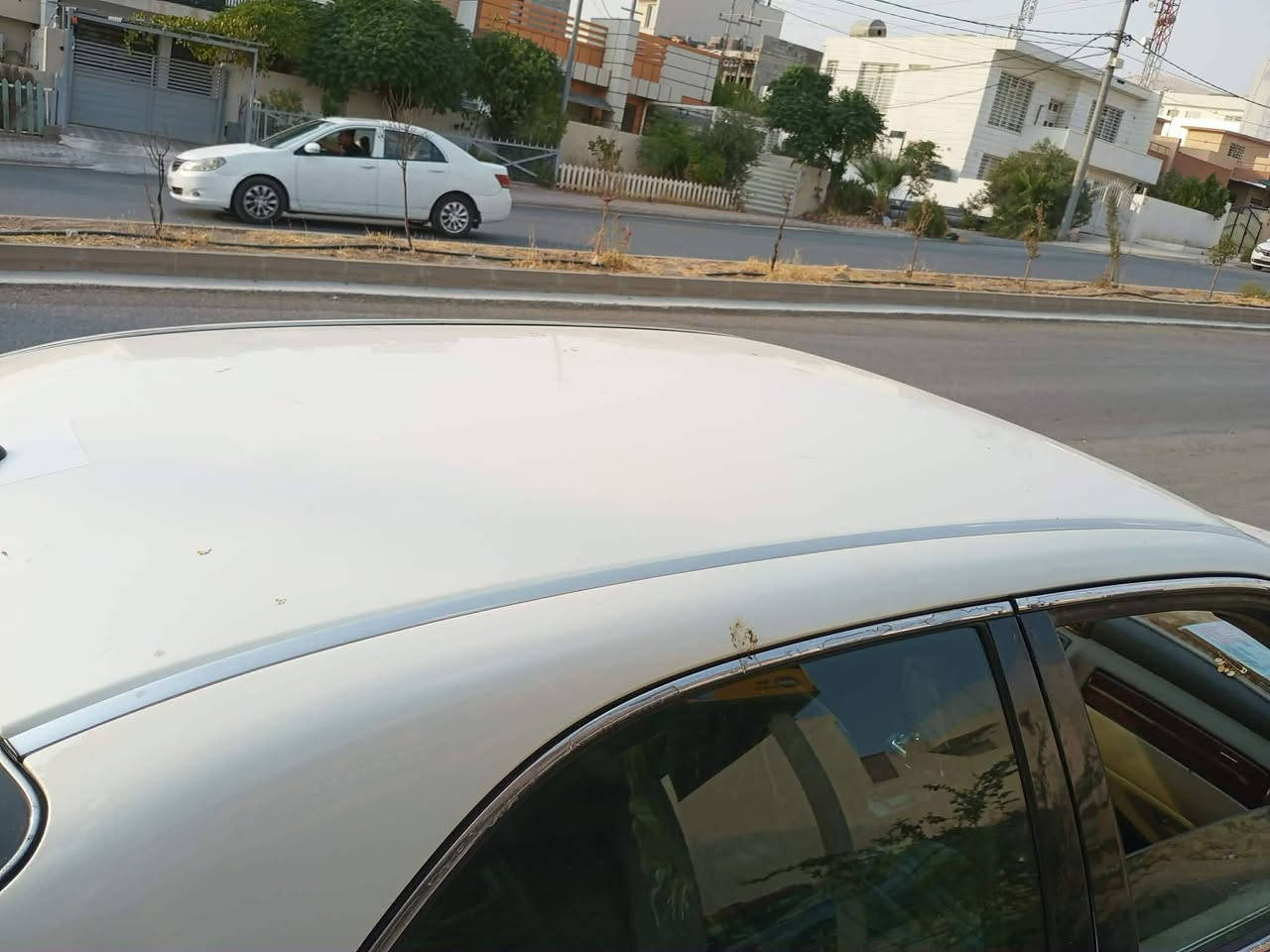 سلاوى خواله هه مولايك ئم مليكه بؤفرؤشتن كؤدى بؤكراوه براوه يه سياره كه زؤر مه زبوته بئ نوقسانيه گيرومكينو ته بريدى به شرت چركه له گيانيانيه ده عمو ليدراوى نيه ته نها شوين موسه كانى بؤياخه 2003په رده يه تاقميك تايى تازى له ژيرايه سيعرى 42گلامجالى برايانه ***********مشتريت ته له فون كه له خزمتام
