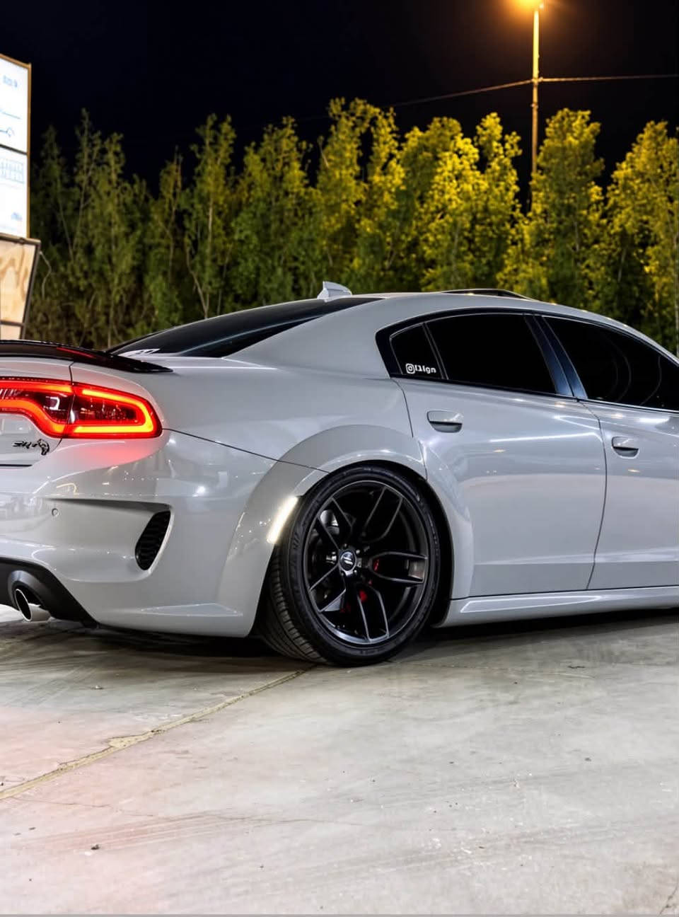 السلام عليكم
للبيع جارجر 2022 سكات باگ🐝 وايد بدي (اصل) اصل

SRT SCAT PACK🐝

Wide body 392 HEMI

L6.4-485

لون مميز سمنتي سموك 

وارد امريكي  حادث جاملغ وبنيد. فقط وشغل درجه اوله وكله اصلي بنيد ريد اي 
 
مكينه كير اكسل حداديه بوضع الشركه 

الاضافات الي عليها :
 برمجه سيفتي كامل 
تفريغ + طلقات 
*جكات فيرس كلاس 3 طبقات

*جناح ريد اي 

*تايرات جدد

المواصفات : فول 1/1

*  نقطة عمياء . 

* فجوج برمبو 6بستم. 

* لايت LED . 

* فتحت سقف (سلايد روڤ) . 

* كاميرا خلفية . 

* امكانية التحكم بوضعيات المقود كهربائيا . 

* حساسات خلفية . 

* سستم صوت ALPINE . 

* تشغيل عن بعد . 

* كشنات حضن 

كشنات جلد +شامو شعار النحله🐝. 

* ذاكرة لحفظ وضعيات الجلوس (ميموري) . 

*كشنات اماميه تدفئه تبريد

* كشنات خلفيه تدفئه

* نظام خرائط GPS . 

* شاشة كبيرة قياس 8.4 أنج اوپشنات SRT 

* تدفئة ستيرن . 

* كير شفتر بالستيرن  

* لايت زنون

*رادارات جانبيه

*نقطه عمياء 

ستيرن كهربائي

لدات سموك بلادي اصلي + بطن الايت سموك srt

مكاني بابل

السياره كامله وبالعافيه على الياخذهه 

اي ستفسار اتصل وتدلل 
رقم ***********
السعر 285 وبيه مجال
