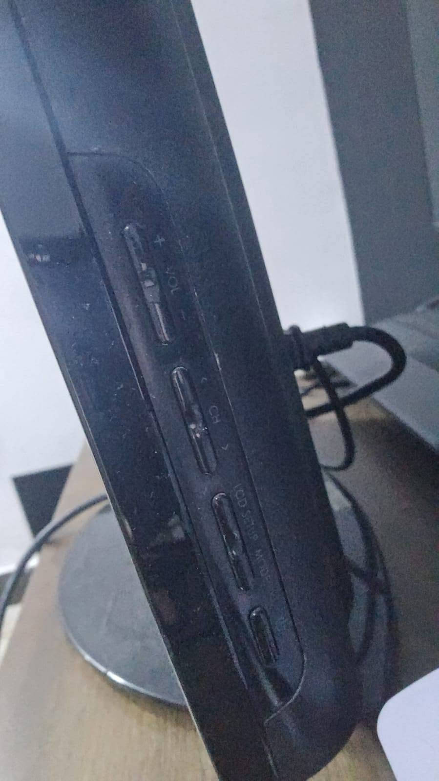 سلام عليكم شاشه حجم 19 انج بي تقنيه LCD معه مشغل اقراص DVD الشاشه بي دقه 1080P و 60HZ الشاشه ما بيه بكسل محروك ولا سواد الشاشه صورته نضيفه ملاحضه مشغل الاقراص غير مفحول فه ما اعرف اذا شغال او لا مكاني بغداد كراده داخل توصيل ما عندي سعر 75 وبي مجال اي استفسار راسلني ***********
سلام عليكم شاشه حجم 19 انج بي تقنيه LCD معه مشغل اقراص DVD الشاشه بي دقه 1080P و 60HZ الشاشه ما بيه بكسل محروك ولا سواد الشاشه صورته نضيفه ملاحضه مشغل الاقراص غير مفحول فه ما اعرف اذا شغال او لا مكاني بغداد كراده داخل توصيل ما عندي سعر 75 وبي مجال اي استفسار راسلني ***********
وتدلل
