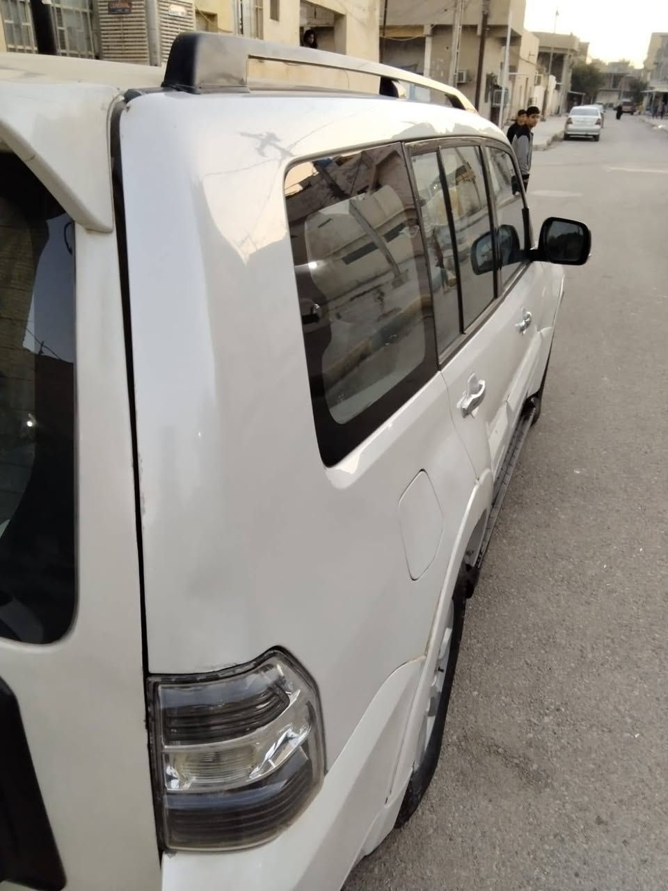 باجيرو 2010 حبتور فول مواصفات لون ابيض صدفي حجم المحرك 3500 رقم  بغداد  بدون حادث  سيارة  فقد صبخ رش للدعاميات فقط نص جاملغ خلفي صبغ بدون دواخل اثر اشخوط   مال جناي فورويل نضام دفلوك كشنات كهربائي اشارة بل مري شفط تحكم ستيرن مسجل بلادي اصليه فتحه تبريد ثلاث قطع حساسات خلفيه زاد ثلاجه تخم تاير كير مكينه حداديه خير من الله سياره جاهزه فقط غاز تبريد السعر  136 مبيهه مجال اتصل وبيك خير وتدلل***********/***********واتساب موجود مكان السياره واسط عزيزيه
