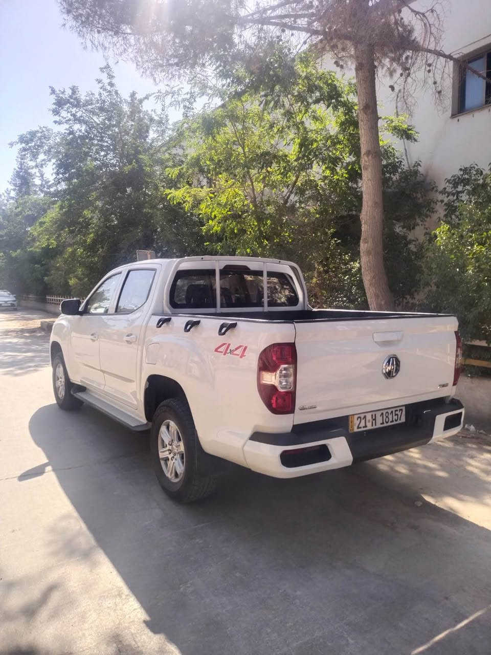 Mg T60
مۆدێل 2023
مواصفات گێڕ عادی. ٥٥ هەزار ڕۆشتوە
ده بل اكسل. گێر و مەکینە قەزافی 2.4
بئ صبوغ بئ تعديل زؤرپاكه هيجي نيه 
*********** السليمانية, العراق
