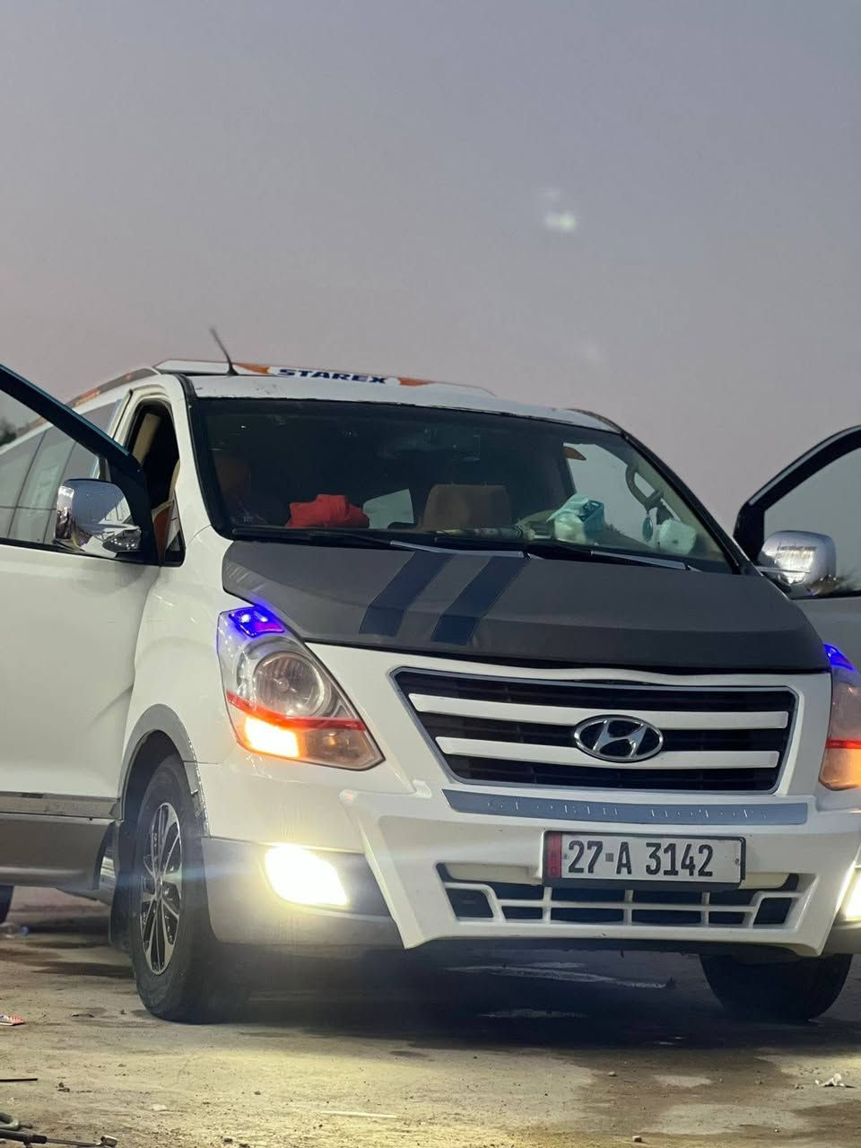 موديل 12 كفاله  بيها صبغ بالجاملغ الامامي رقم دولي باسمي سنويه ل31 حداديه تخم تاير منظومه تبريد كله جديد مكينه سورنتوا صارلها شهرين عد ال حبيب سياره مال جناي السعر 165 
***********
