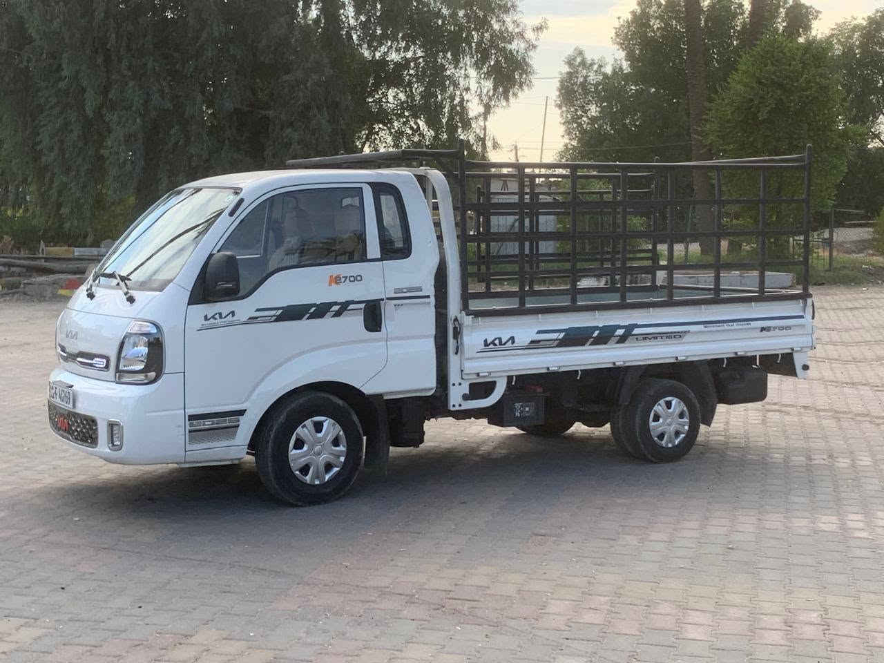 السلام عليكم
كيا بنكو نثيه 2025
كفاله عامه
خطه ٢٦
ماشيه 8000
رقم بغداد تحويل مباشر
فلو سستم + ايرباك +ABS
السعر 165او بيها مجال 
العنوان بغداد اجكوك 
***********
